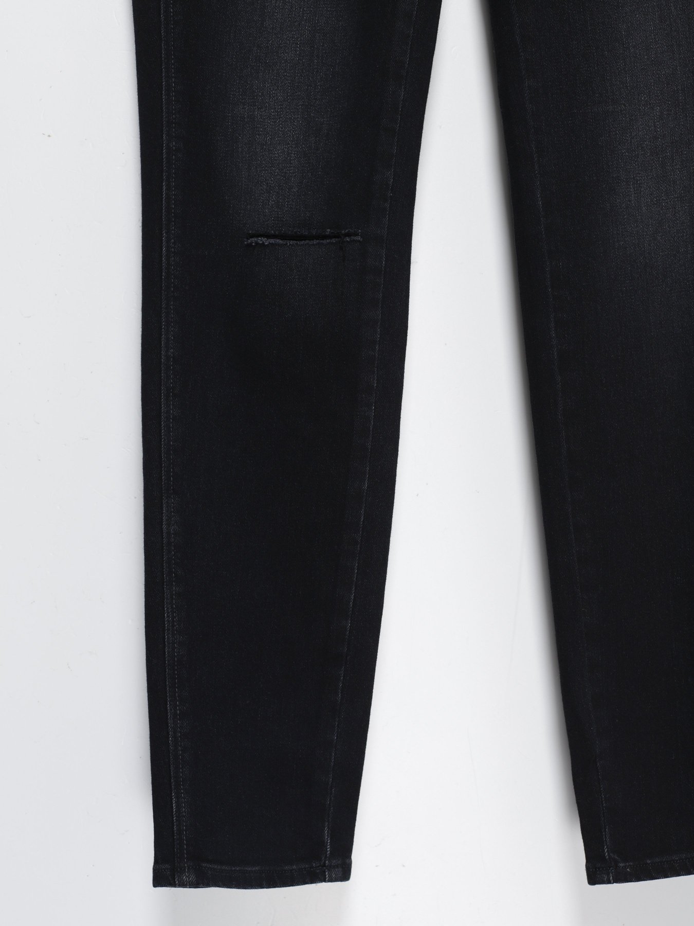 Зауженные джинсы Only модель 119449510J19_чорний Фото