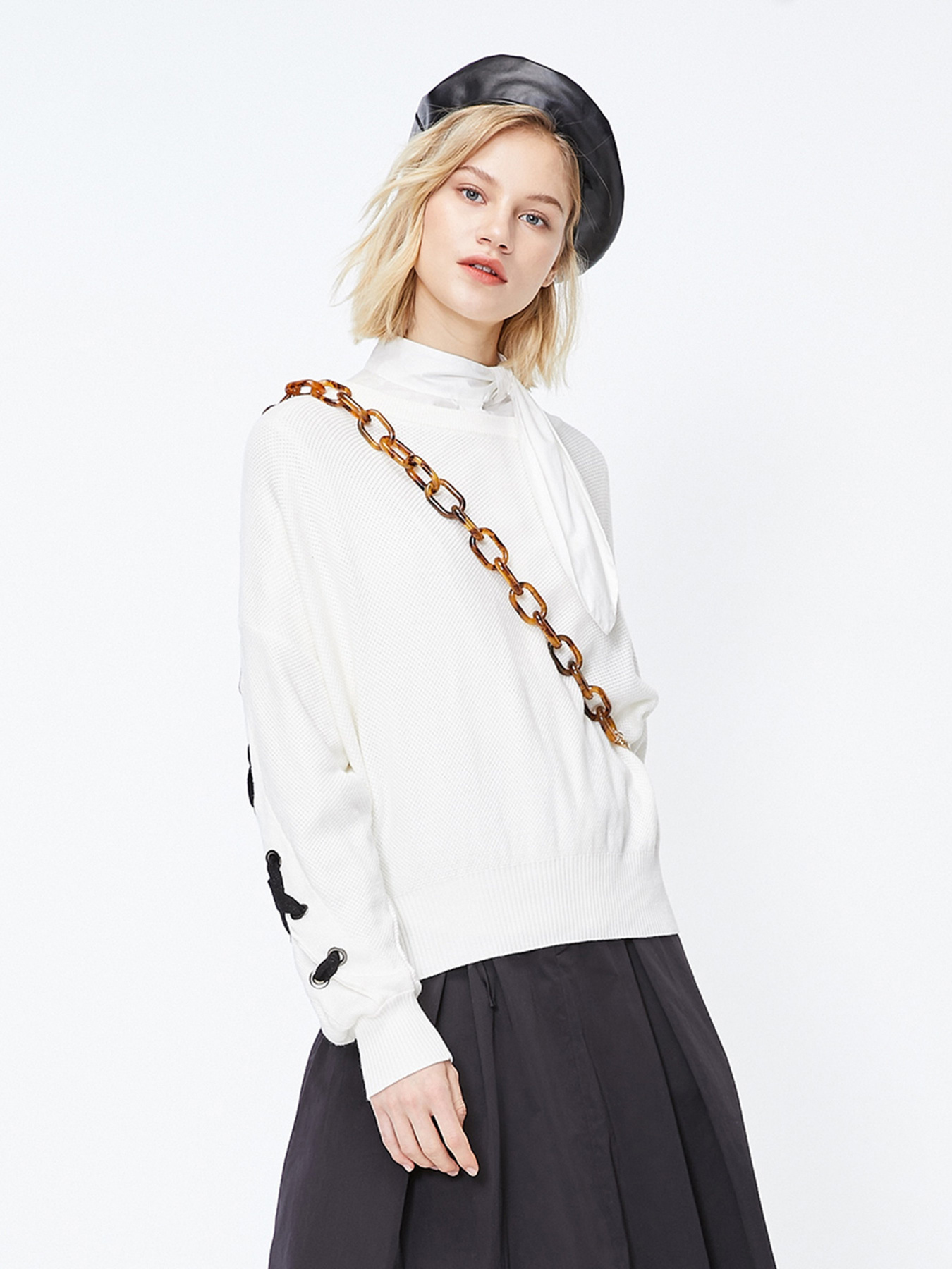 Джемпер Only модель 118324532S02_білий з чорним Фото