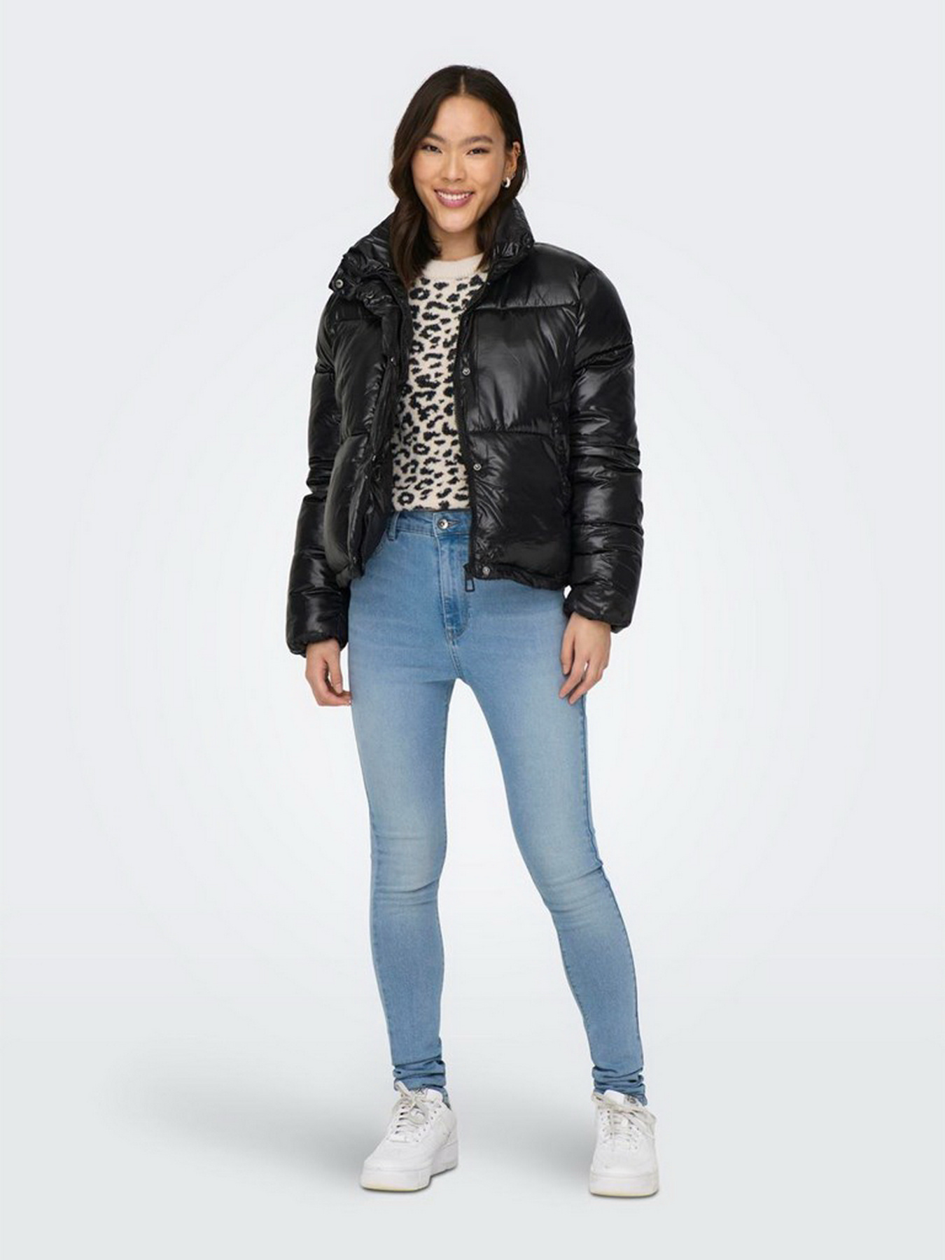 Зимова куртка Only модель 15292628_Black Фото