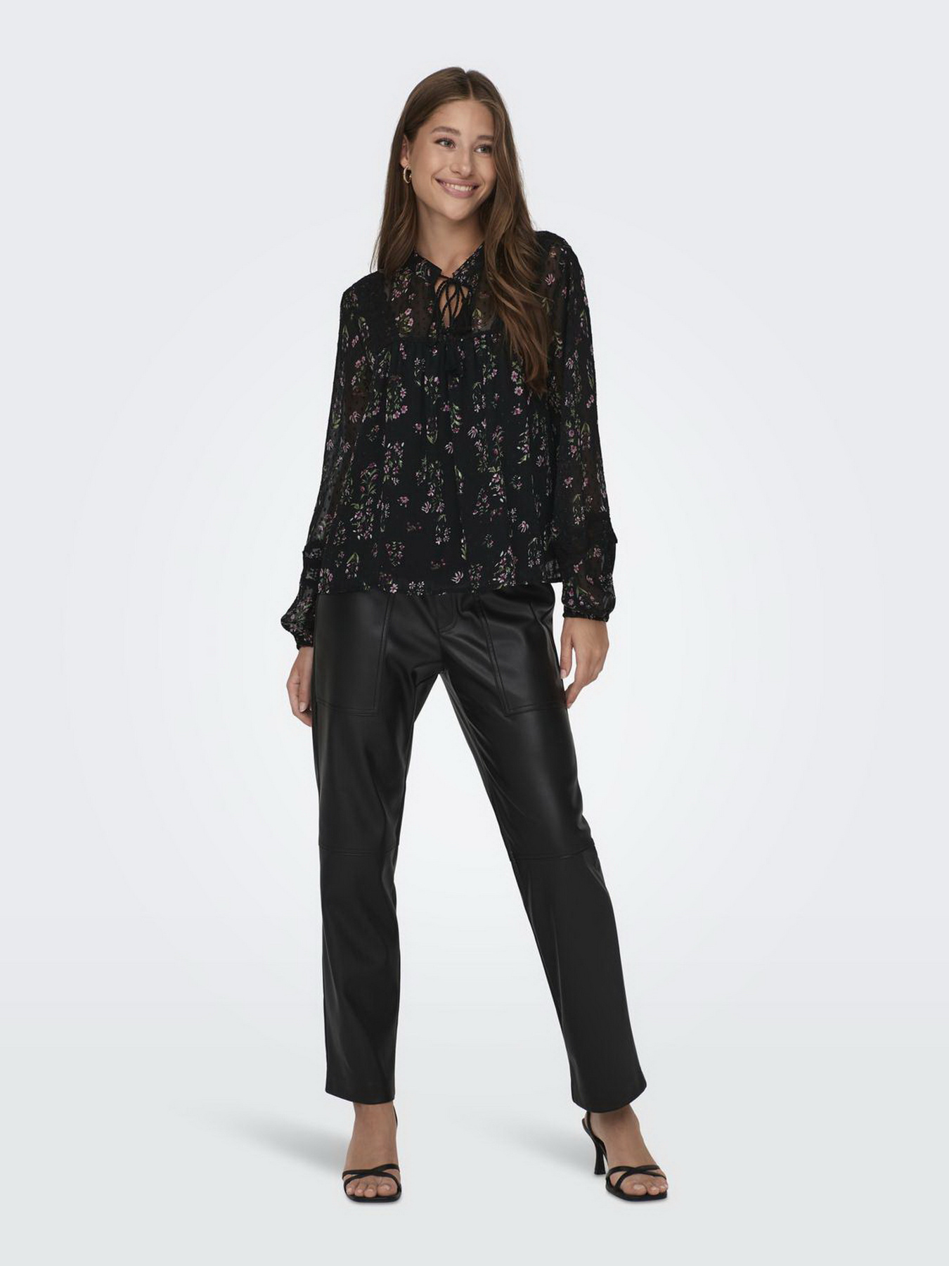 Блуза Only модель 15303600_Black LIGHT PINK FLOWER Фото