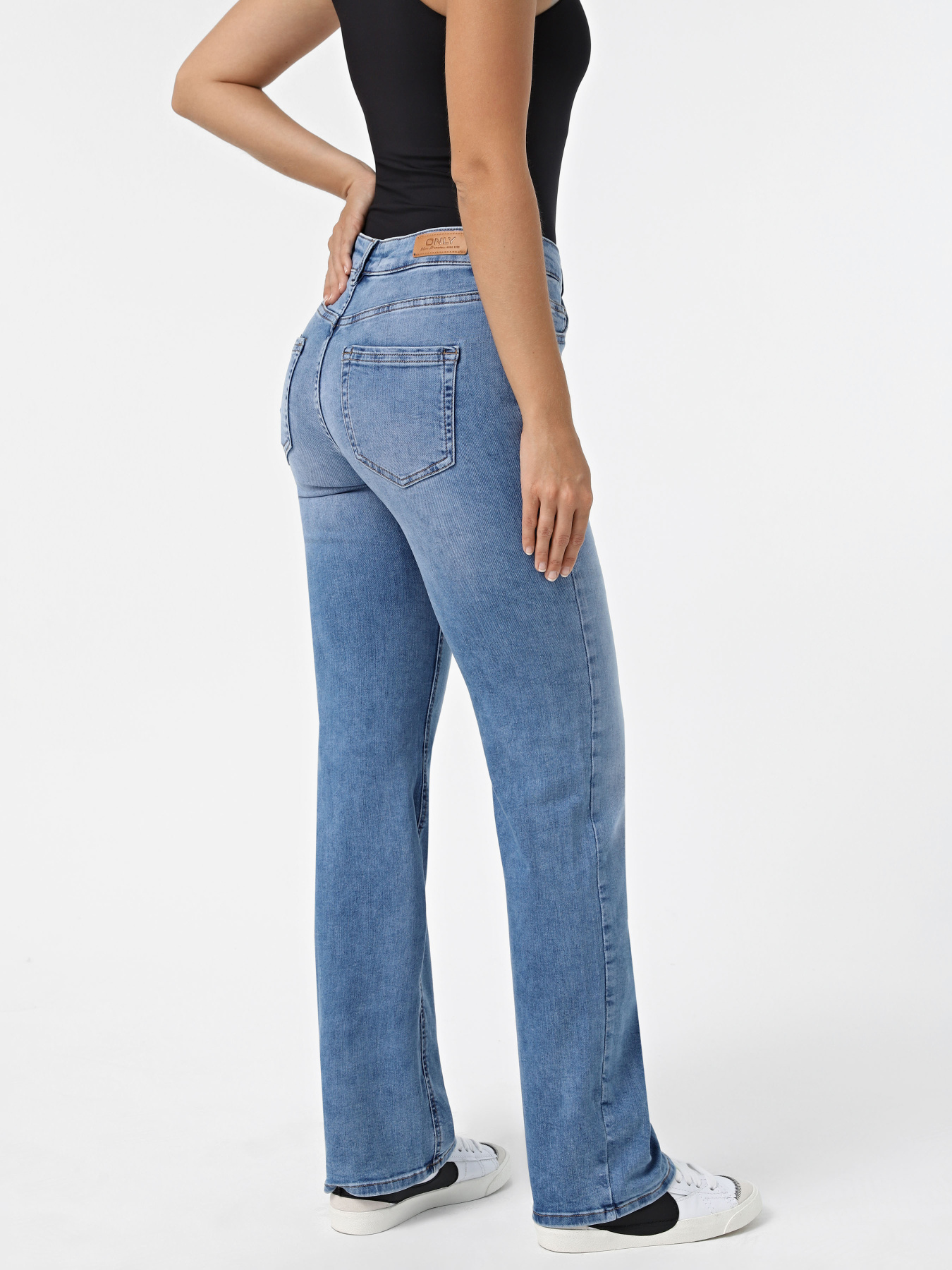 Прямі джинси Only модель 15330787_Medium Blue Denim Фото