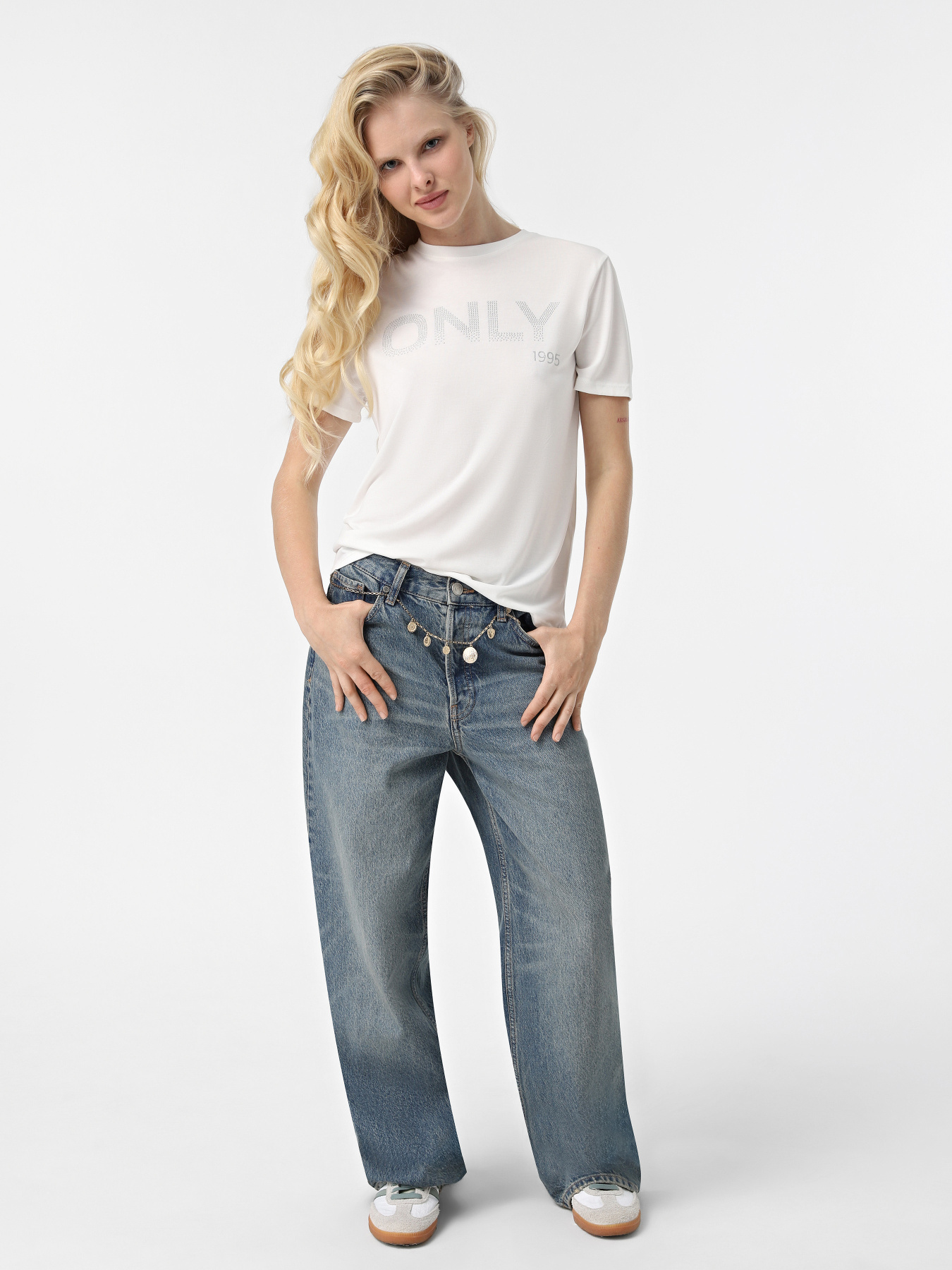 Футболка Only модель 15338474_Cloud Dancer Only 1995 Фото