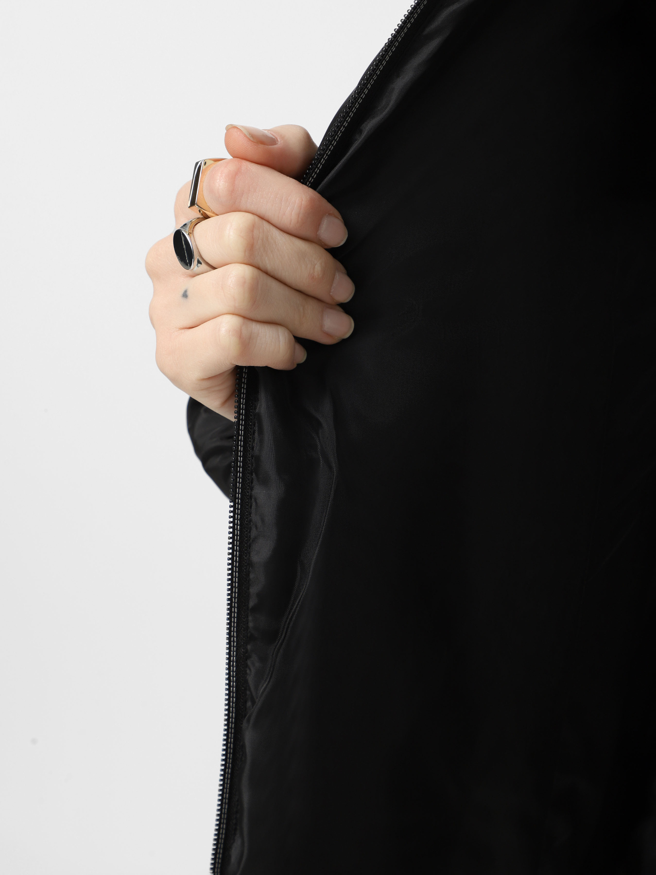 Зимняя куртка Only модель 15323238_Black GUNMETAL ZIPPER Фото