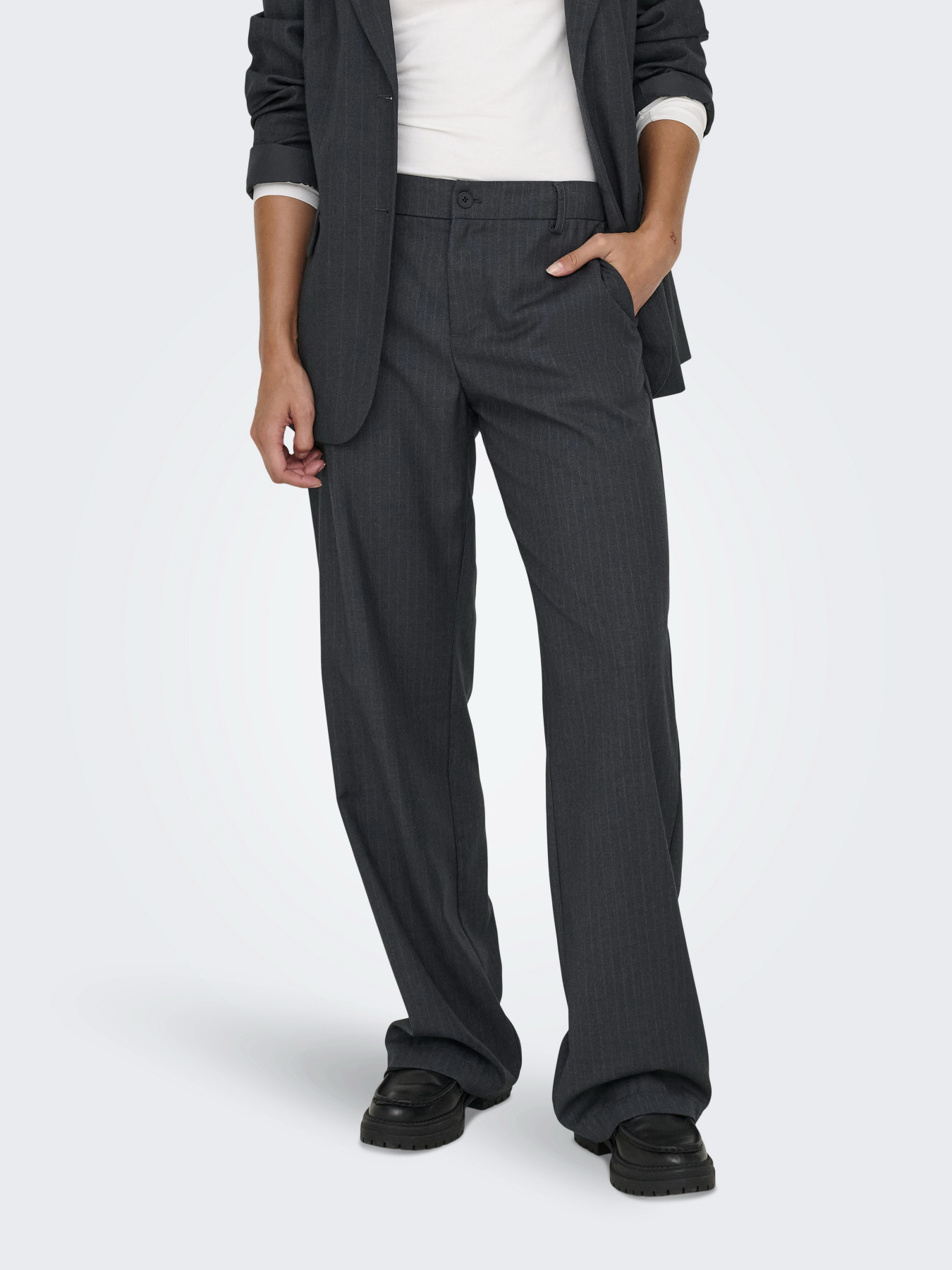 Штани класичні Only Модель 15334280_Dark Grey WHITE PINSTRIPES Фото