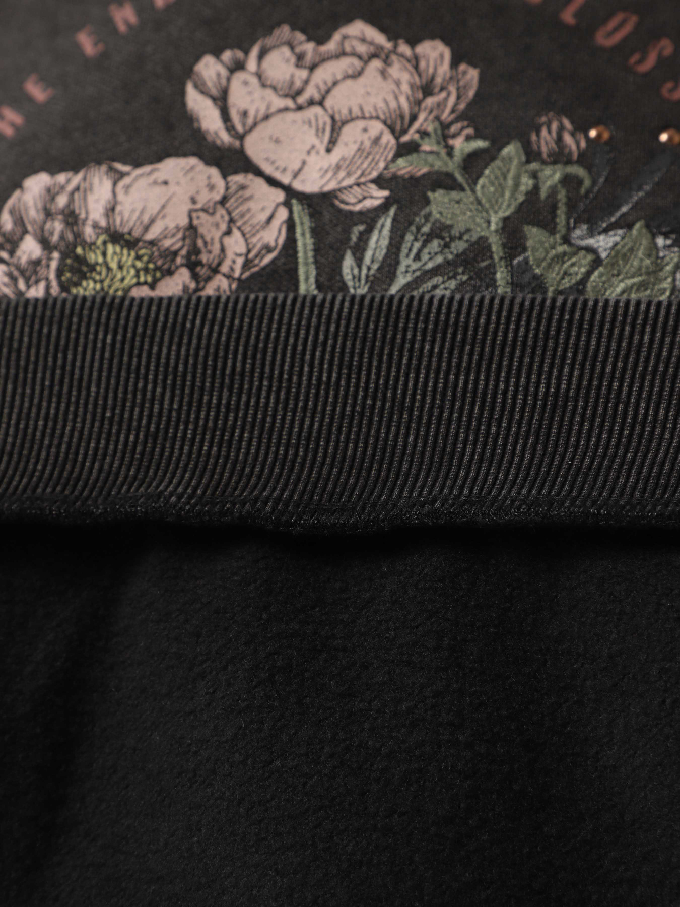 Світшот Only модель 15337228_Black Wildflower winter Фото