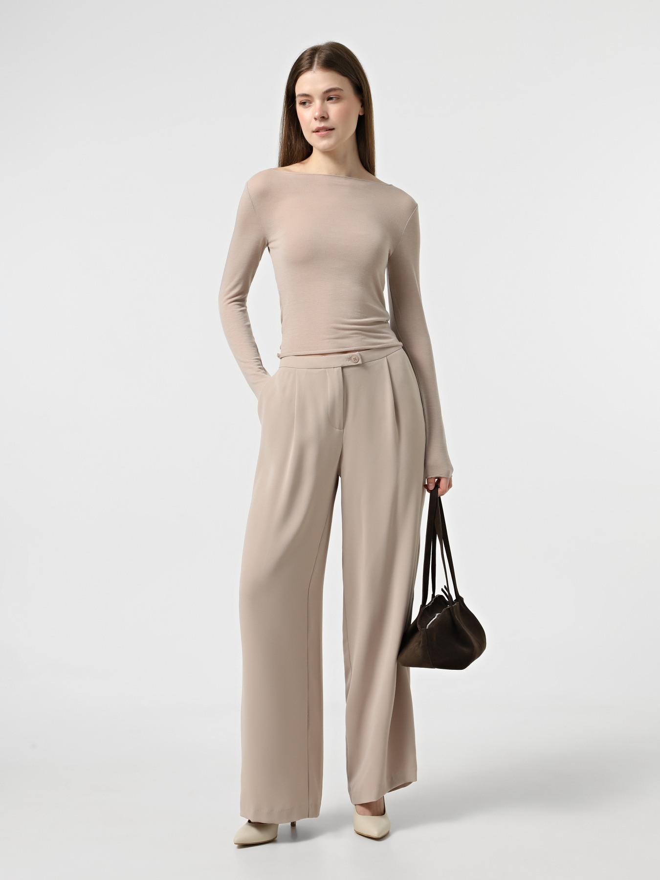 Лонгслив Only модель 15339874_String Лонгслив Only модель 15339874_String Фото