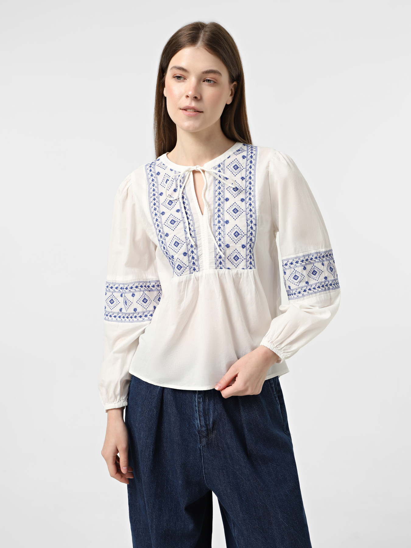 Вышитая рубашка JDY модель 15345478_Cloud Dancer BLUE EMBROIDE Фото