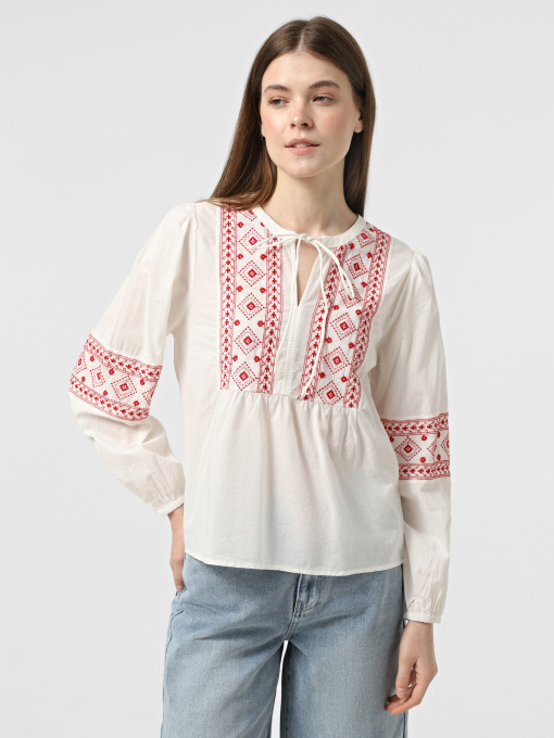 Вышитая рубашка JDY модель 15345478_Cloud Dancer SKI PATROL EM Фото