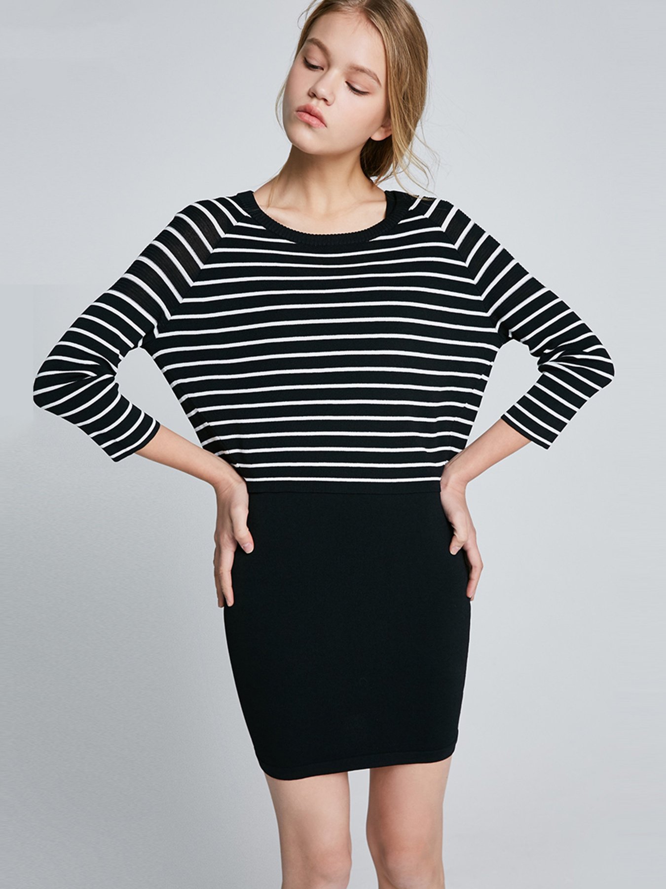 Джемпер Only модель 117146523E40_чорний з білим Фото