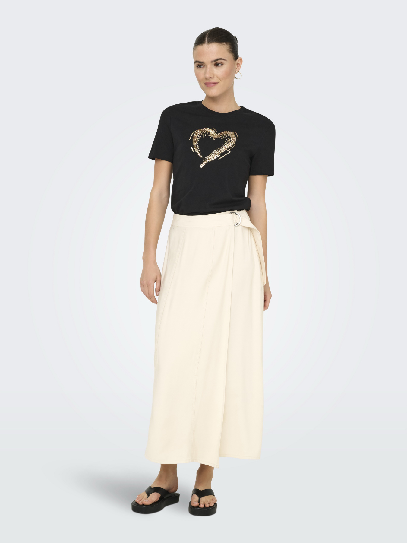 Футболка Only модель 15357554_Black W. sequins heart Фото