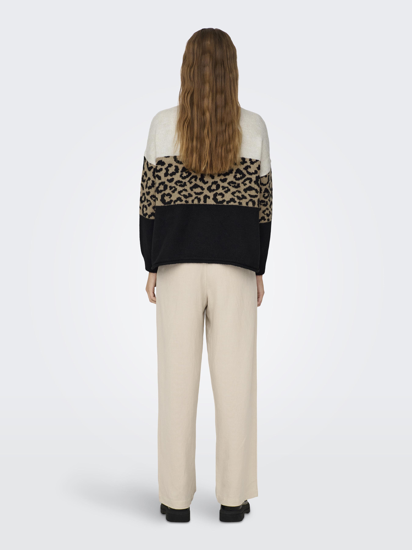 Світшот Only модель 15294969_Moonbeam Black/Toasted Coc Світшот Only модель 15294969_Moonbeam Black/Toasted Coc Фото