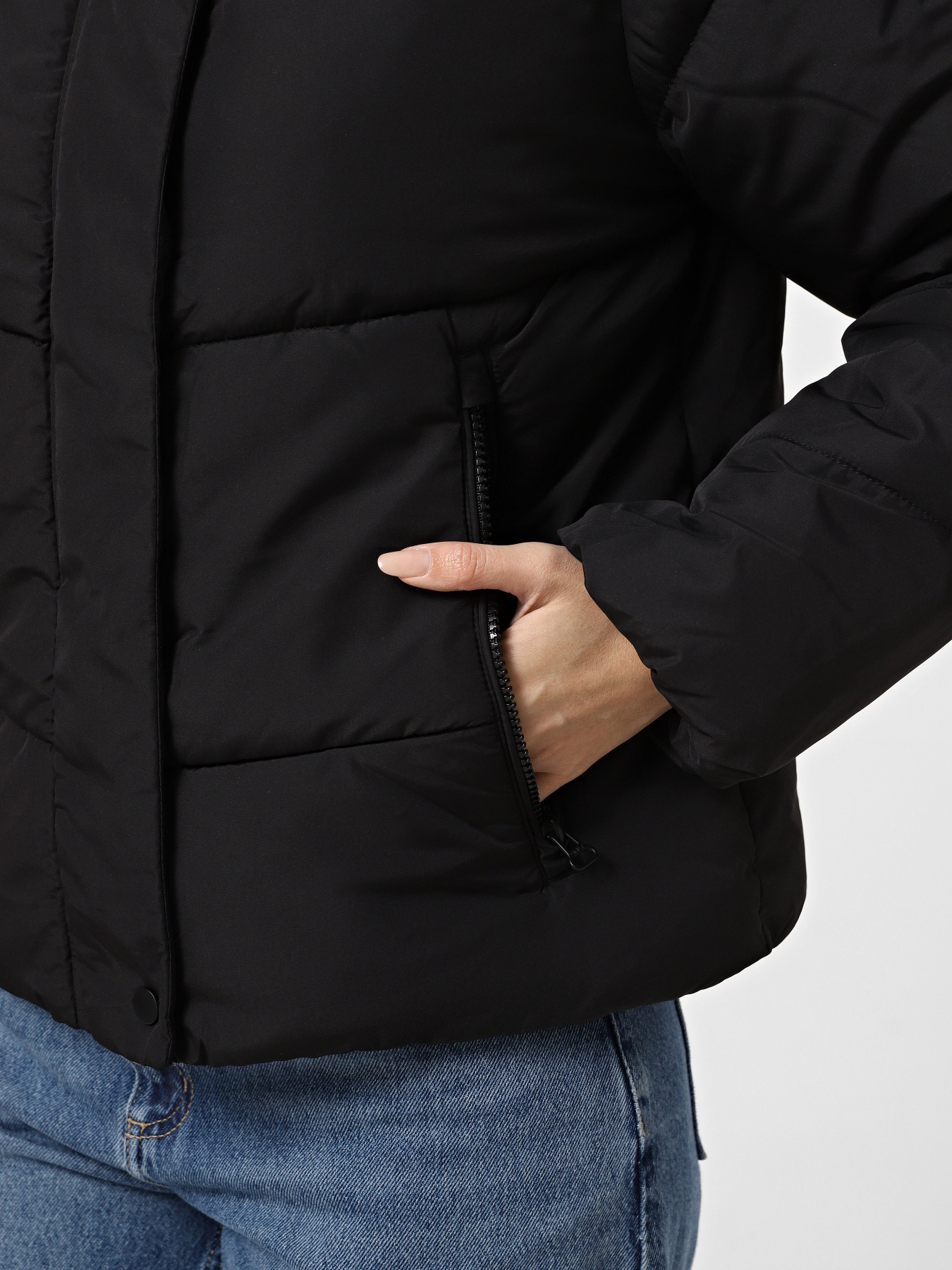 Демісезонна куртка Only модель 15349123_Black Фото