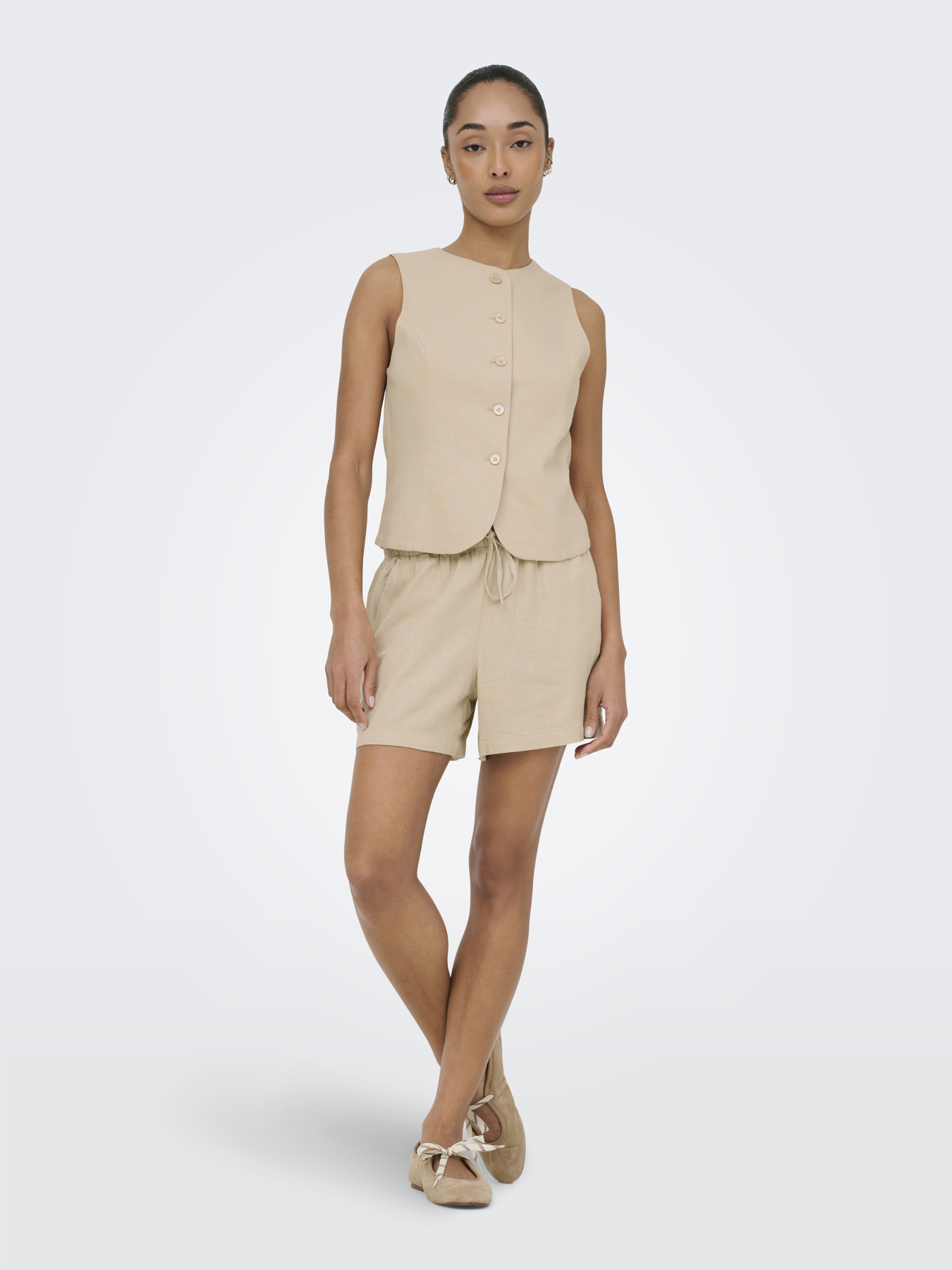 Шорты Only GOA MW LIN BL PULL-UP SHORTS модель 15371421_Oxford Tan Фото