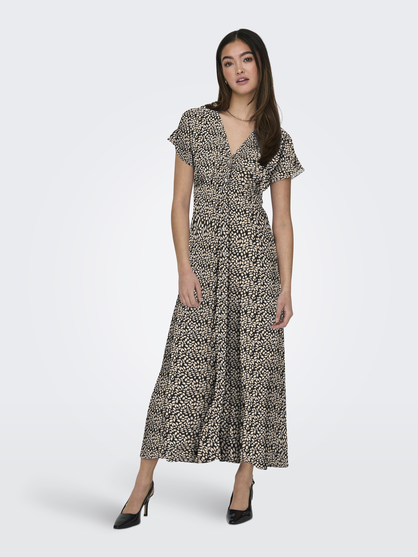 Платья Only NOVA LIFE VIS MOLLIE LONG DRES модель 15317842_Black 724 Coffee leaf Фото