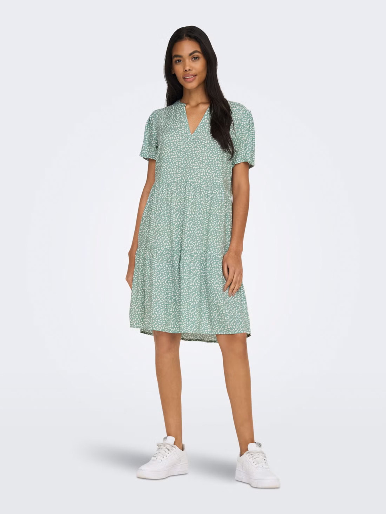 Платья Only ZALLY LIFE S/S THEA DRESS модель 15262674_Chinois Green White leafs Фото