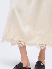 Юбки Only BELLA SATIN LACE SKIRT модель 15380523_Cloud Dancer Фото