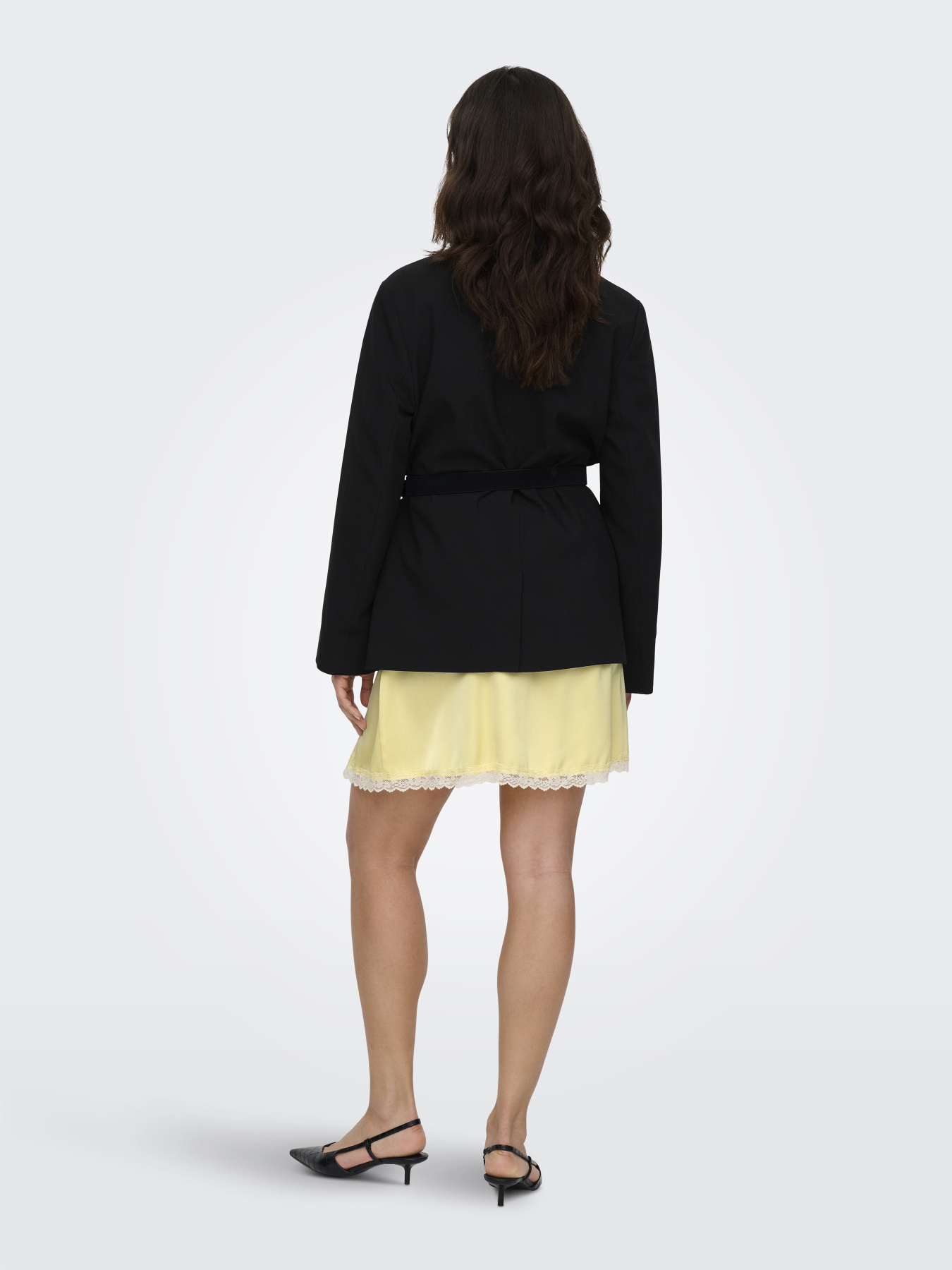 Юбки Only MENUS LACE SATIN SHORT SKIRT модель 15385148_Double Cream CREAM LACE Фото