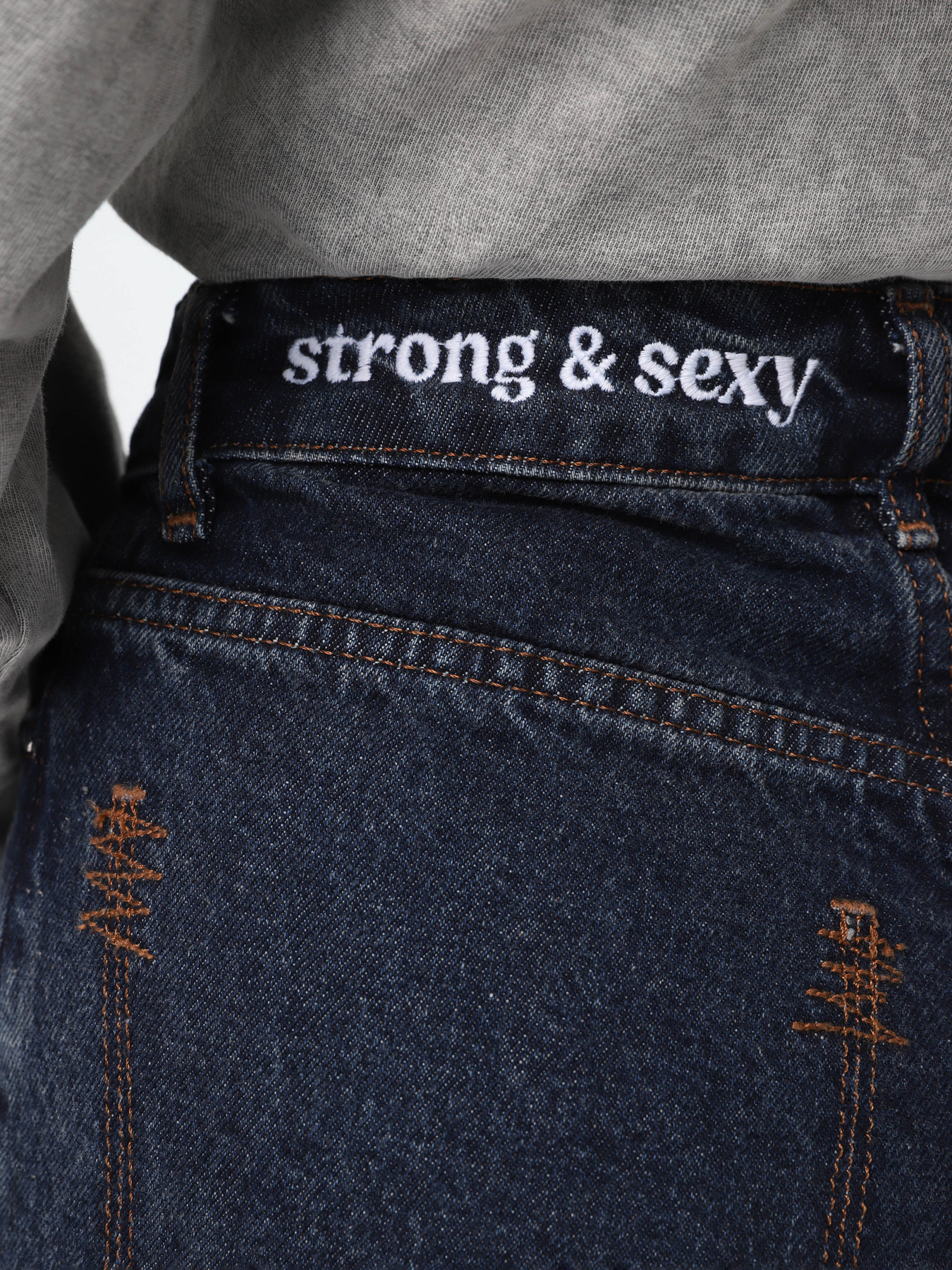 Прямые джинсы ONE BY ONE x INTERTOP модель 00000031010 Фото