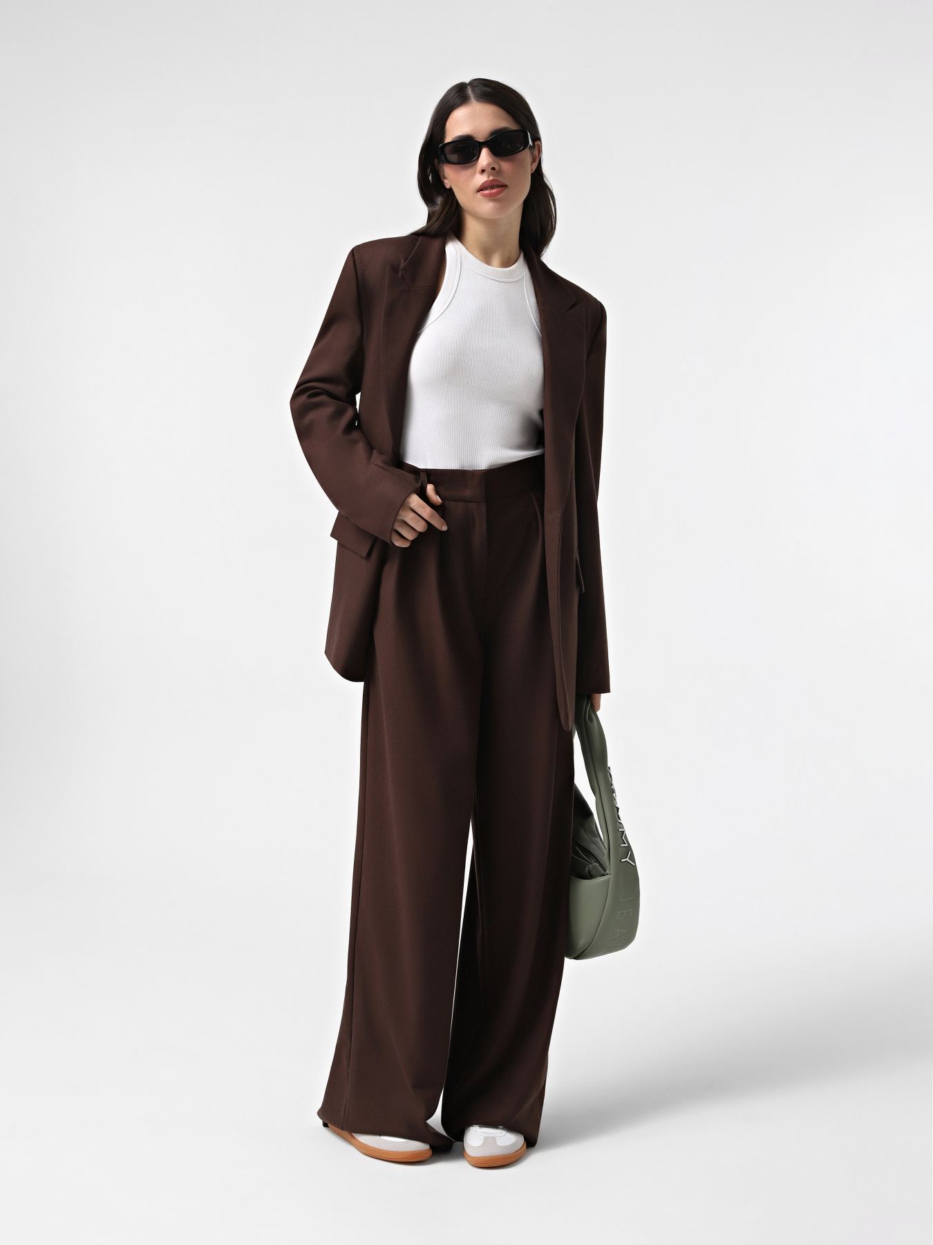 Брюки повседневные ONE BY ONE x INTERTOP модель 00000031166 Фото