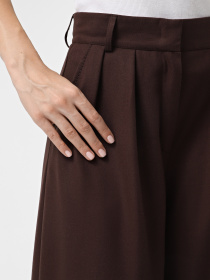 Брюки повседневные ONE BY ONE x INTERTOP модель 00000031166 Фото