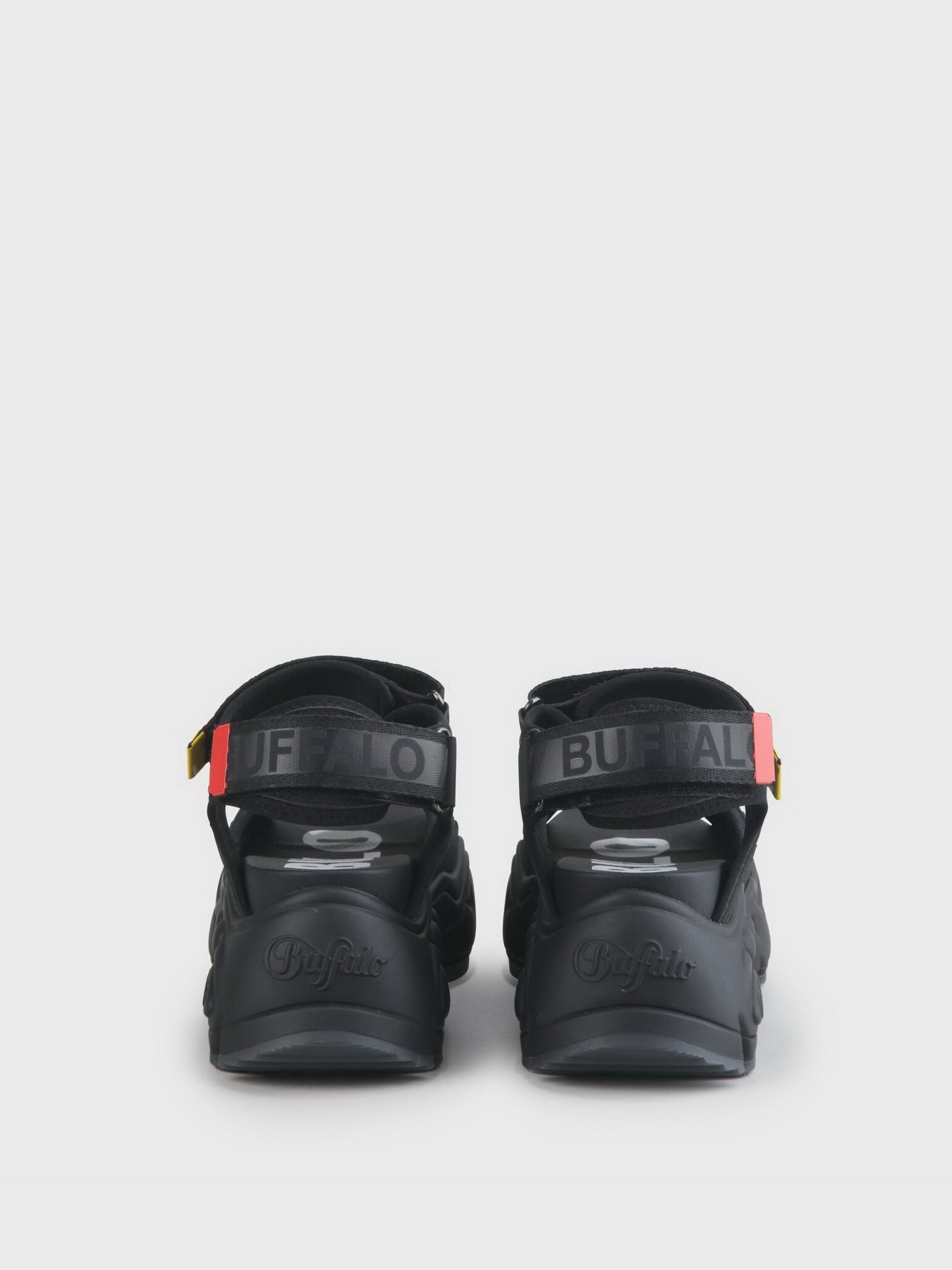 Сандалії Buffalo модель 1602031-black Фото