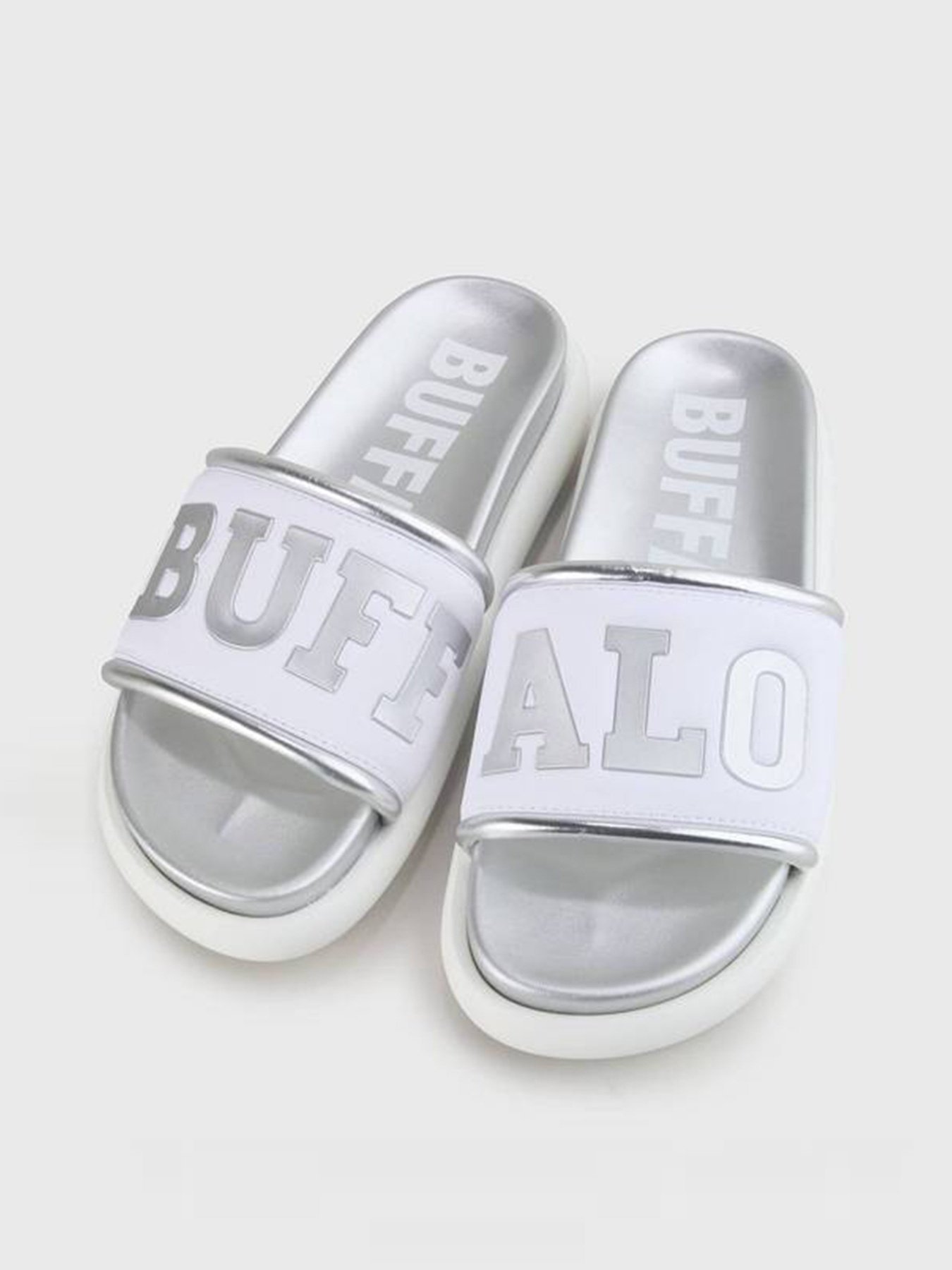 Шлепанцы Buffalo модель 1611036-silver Фото