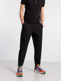 Кроссовки Armani Exchange модель XUX090-XV276-A500 Фото