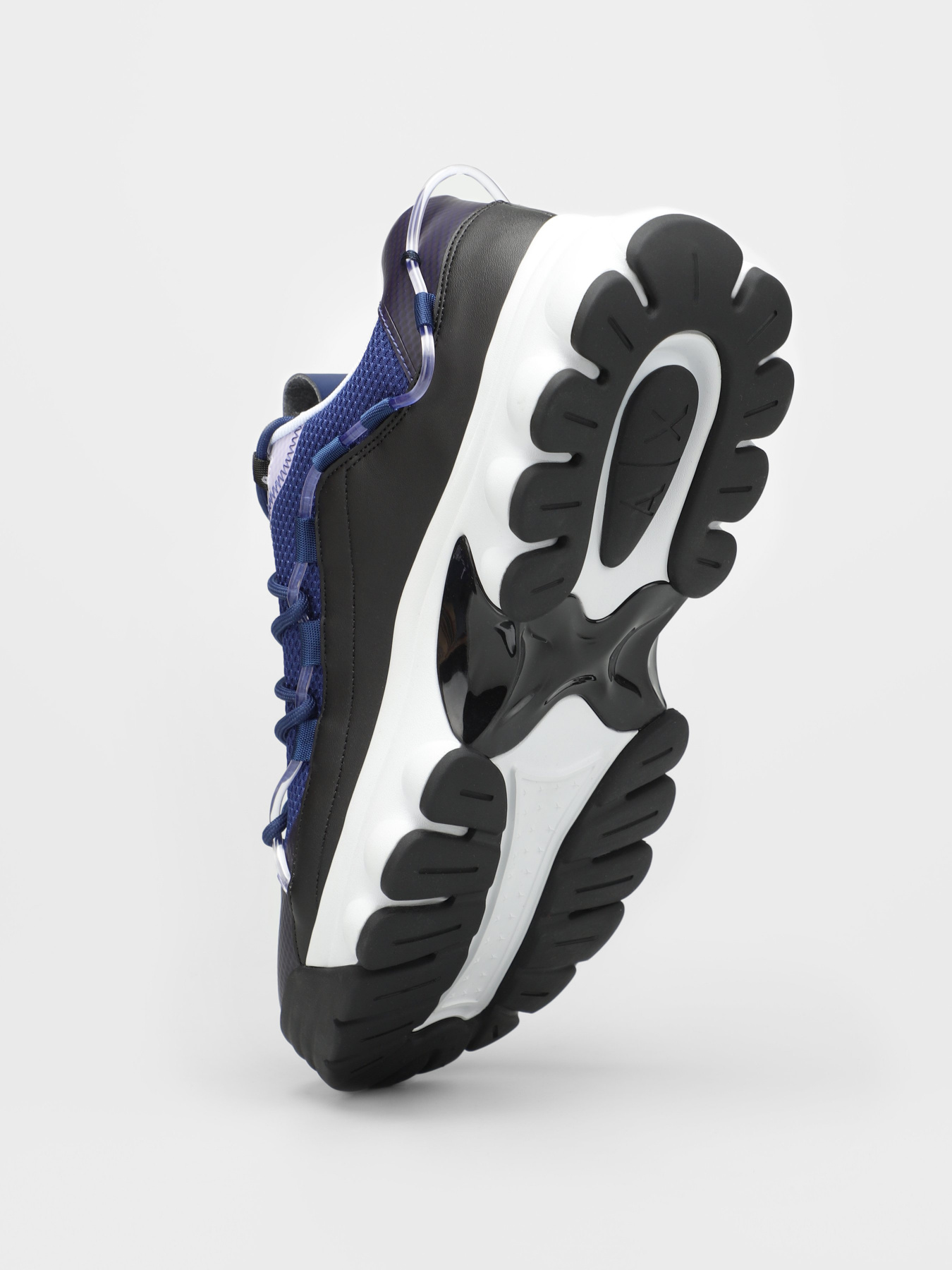 Кроссовки повседневные Armani Exchange модель XUX093-XV282-K521 Фото