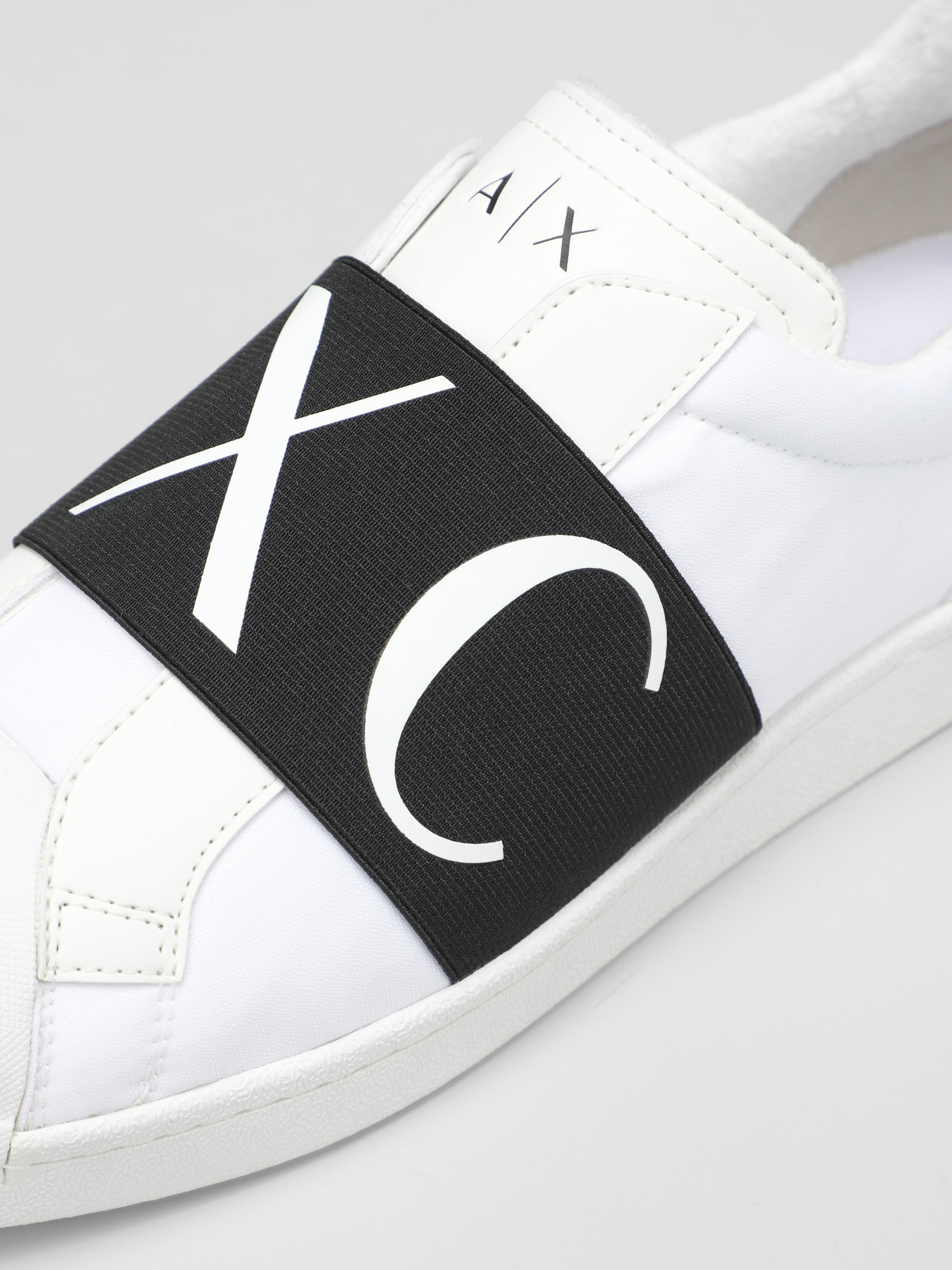 Кеды низкие Armani Exchange модель XUX097-XV283-K488 Фото