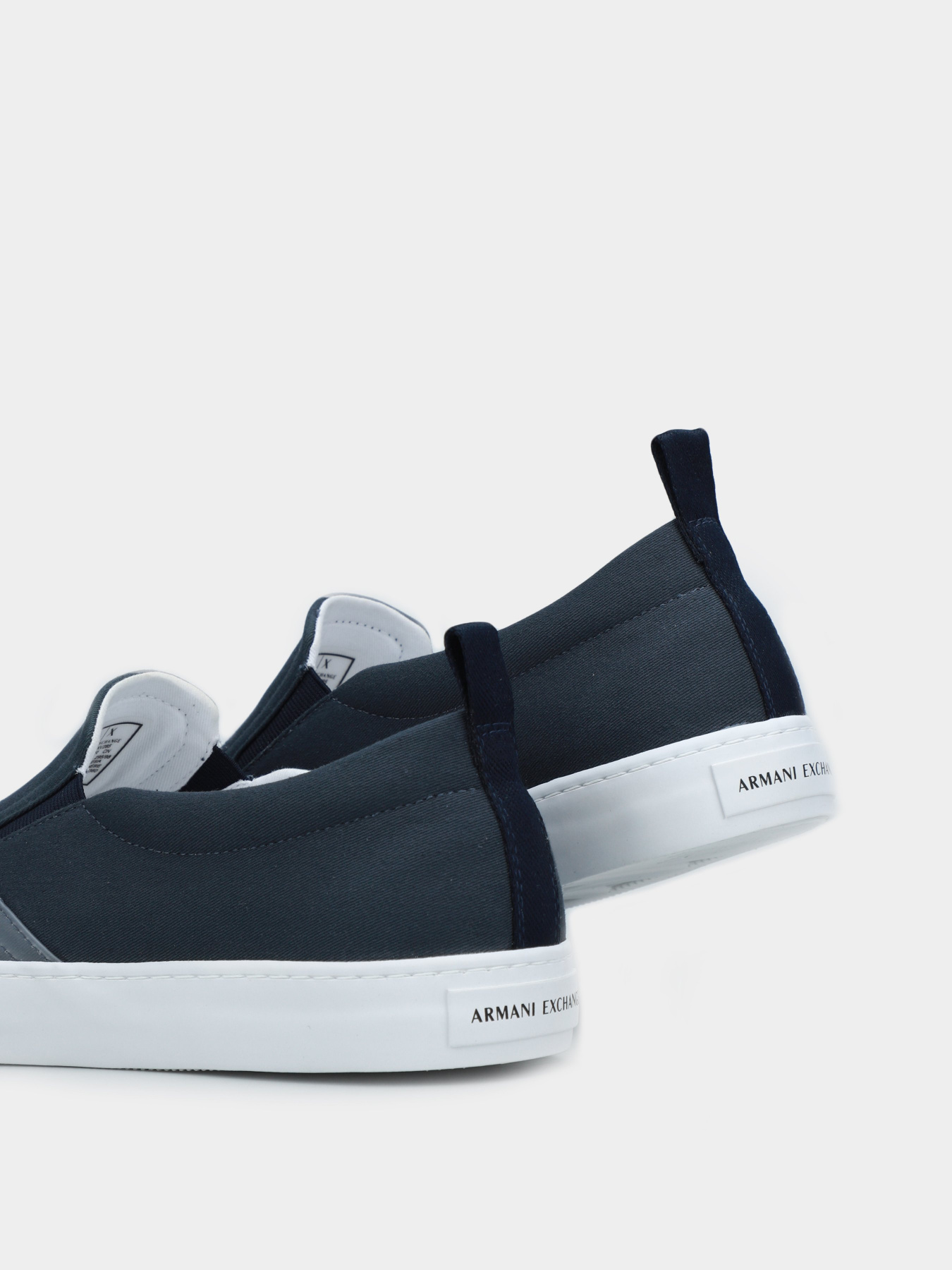 Слипоны Armani Exchange модель XUY003-XV285-00285 Фото