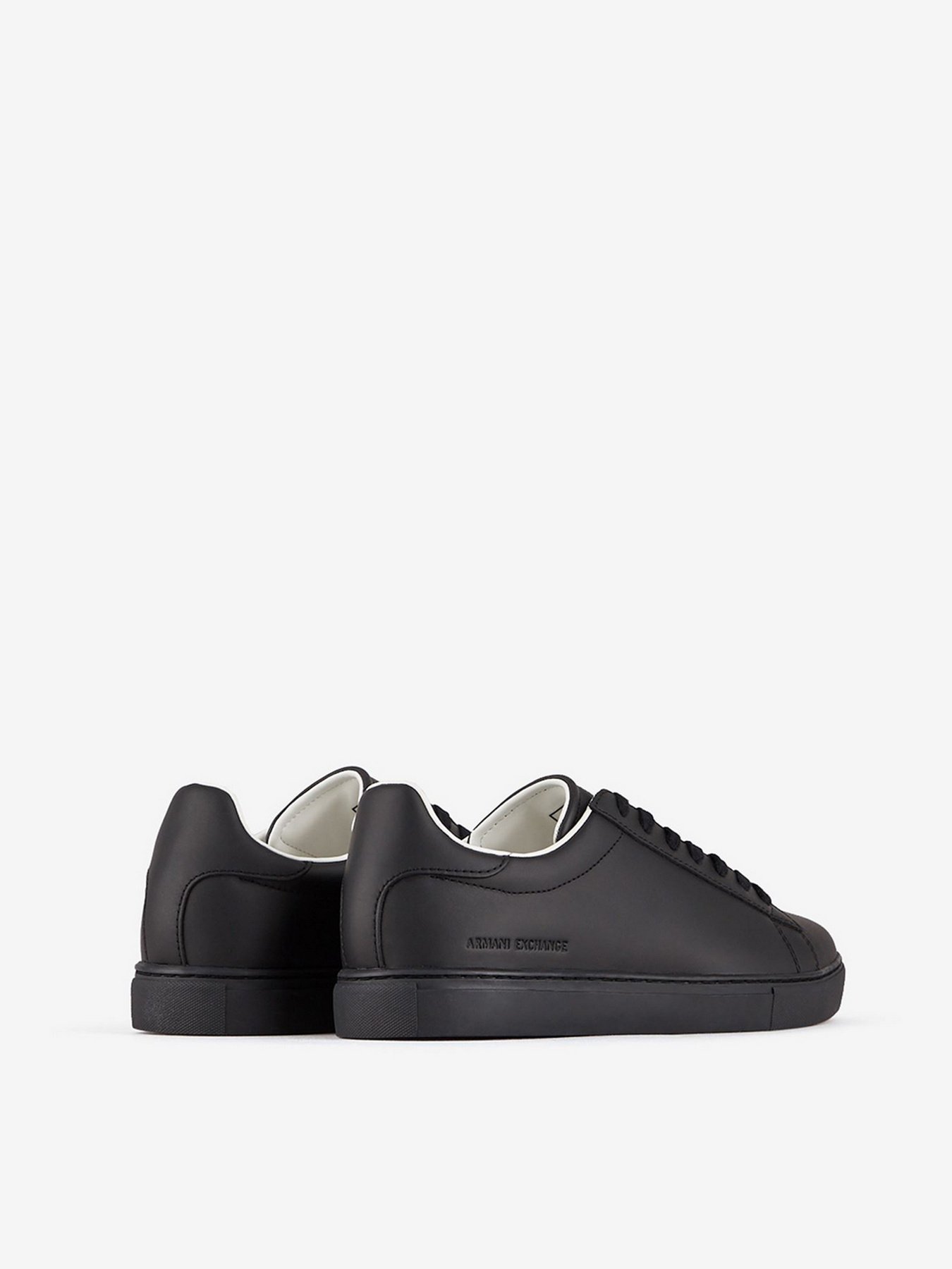 Кроссовки Armani Exchange модель XUX001-XV093-K001 Фото