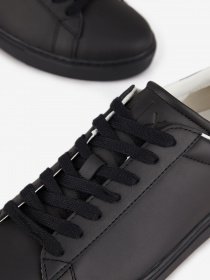 Кроссовки Armani Exchange модель XUX001-XV093-K001 Фото