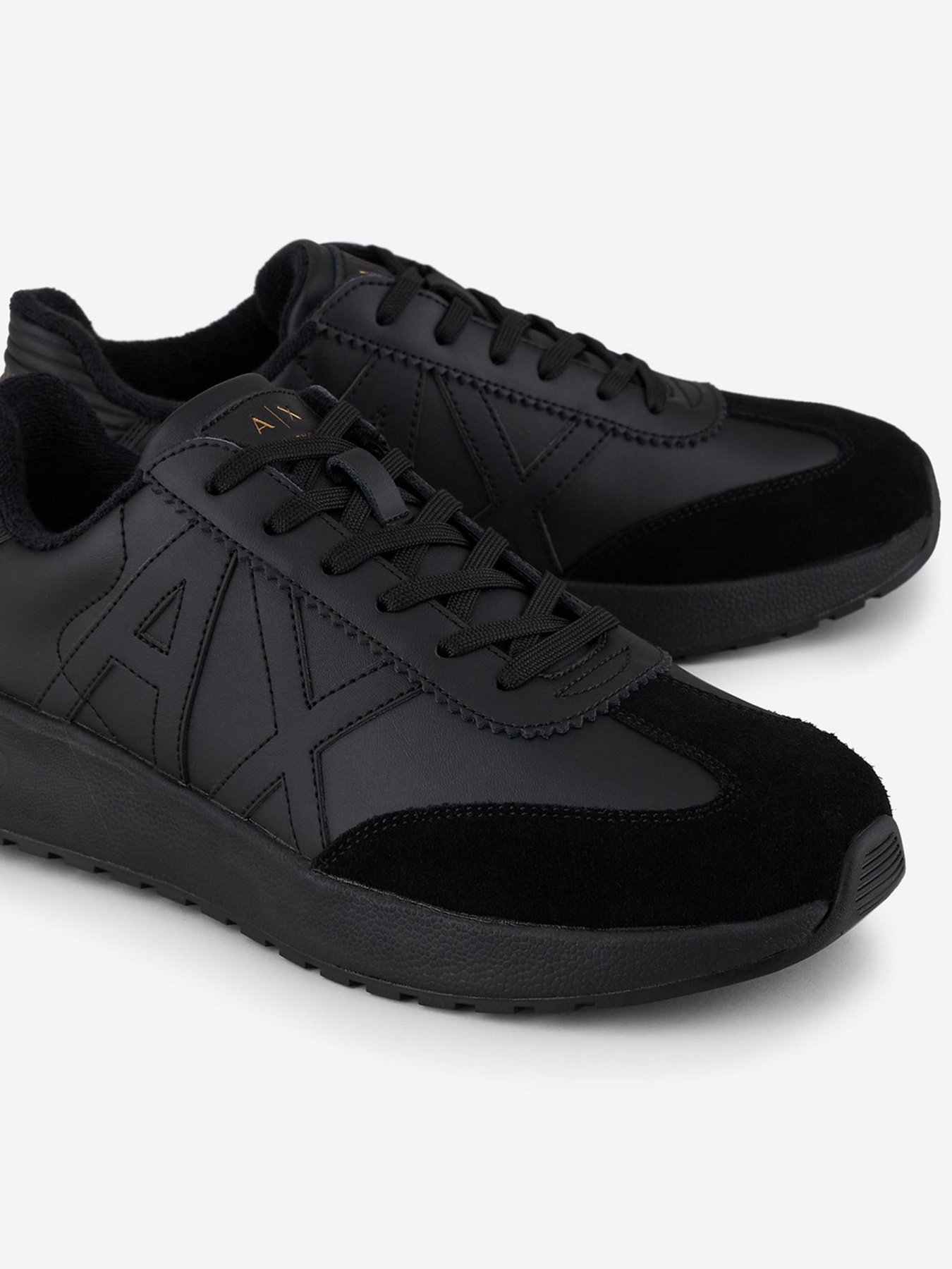 Кроссовки Armani Exchange модель XUX071-XV234-K001 Фото