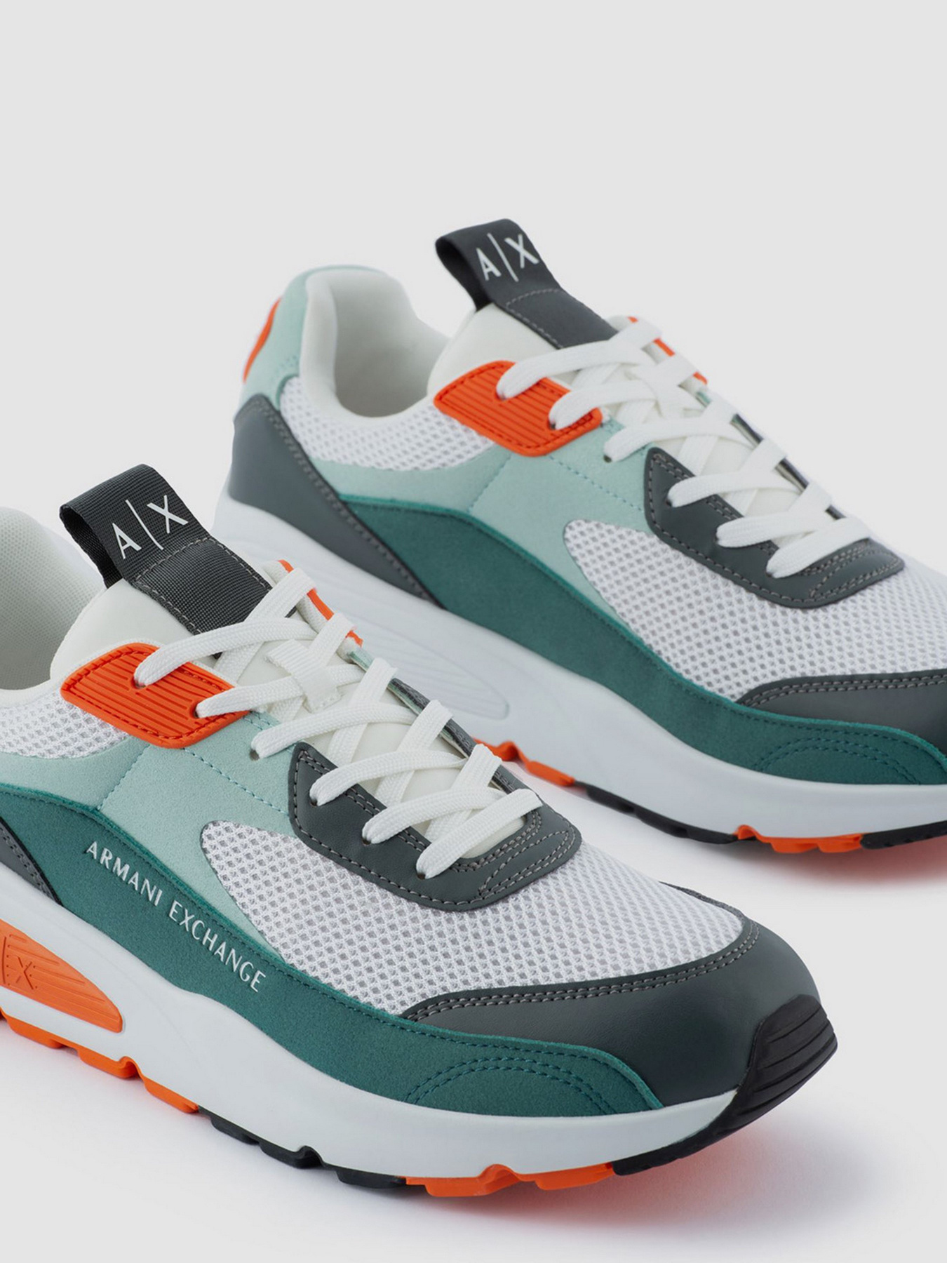 Кросівки повсякденні Armani Exchange модель XUX121-XV540-K678 Фото