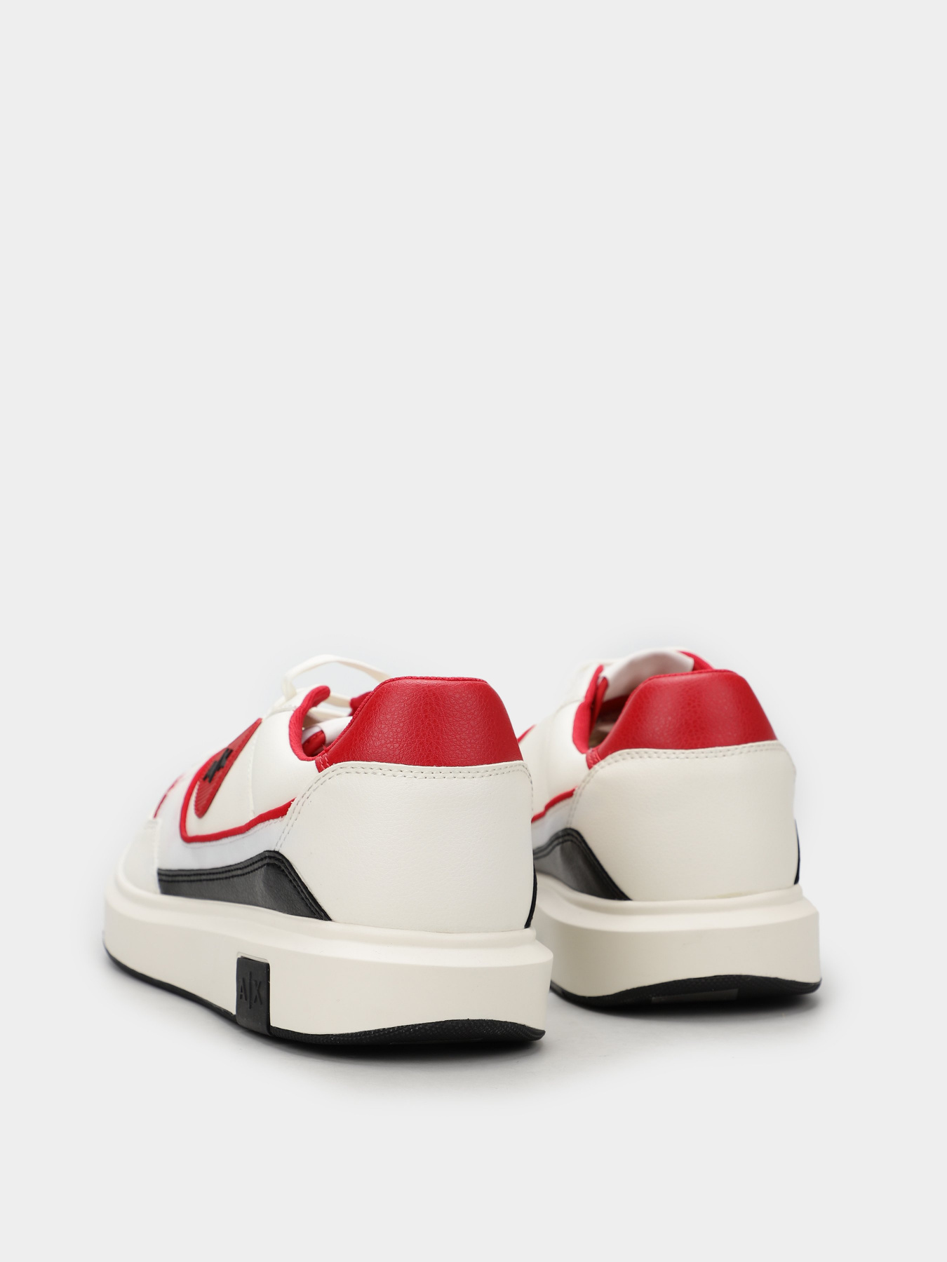 Кроссовки Armani Exchange модель XUX146-XV599-K617 Фото