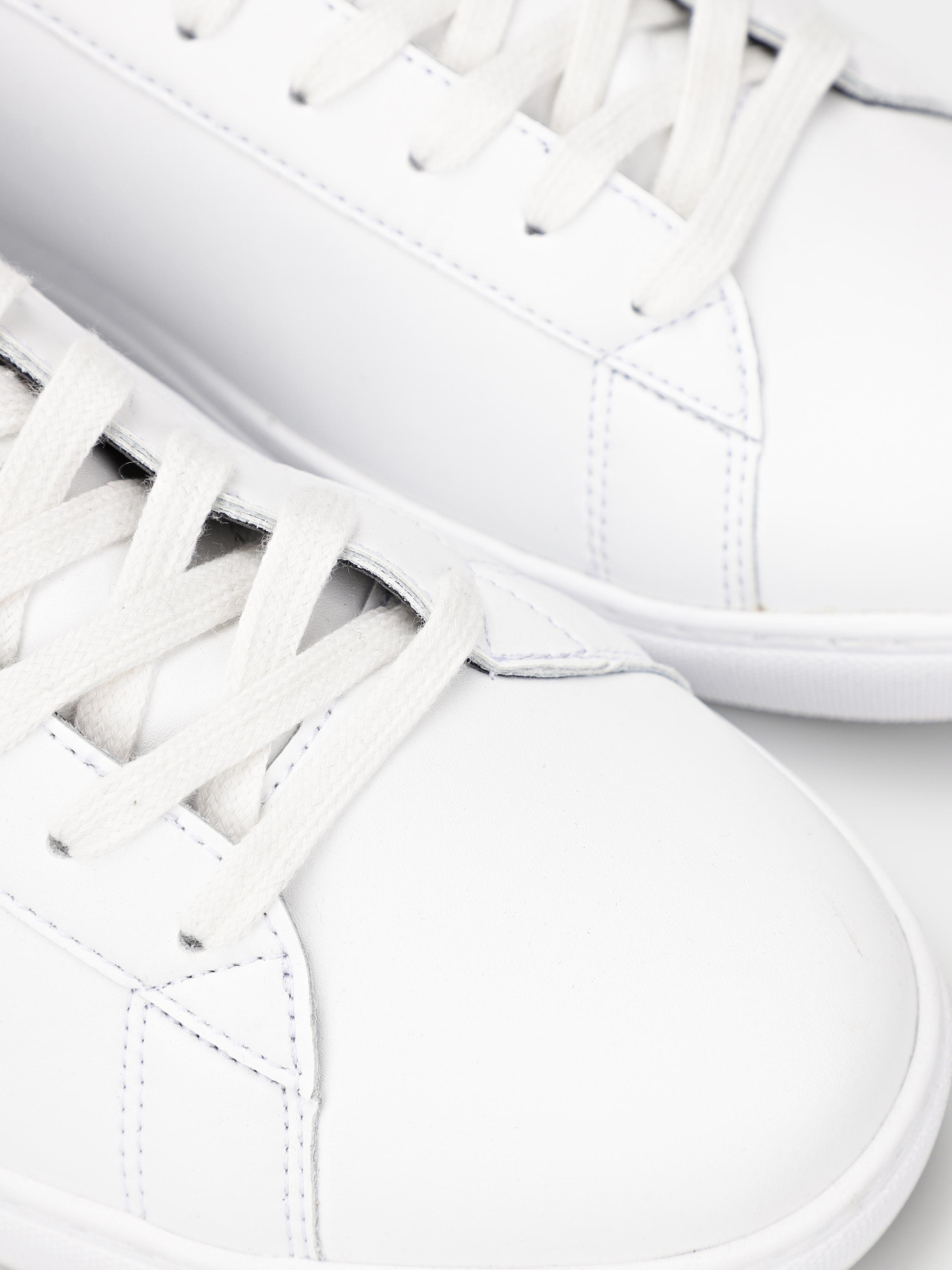 Кеды низкие Armani Exchange модель XUX001-XV093-K709 Фото