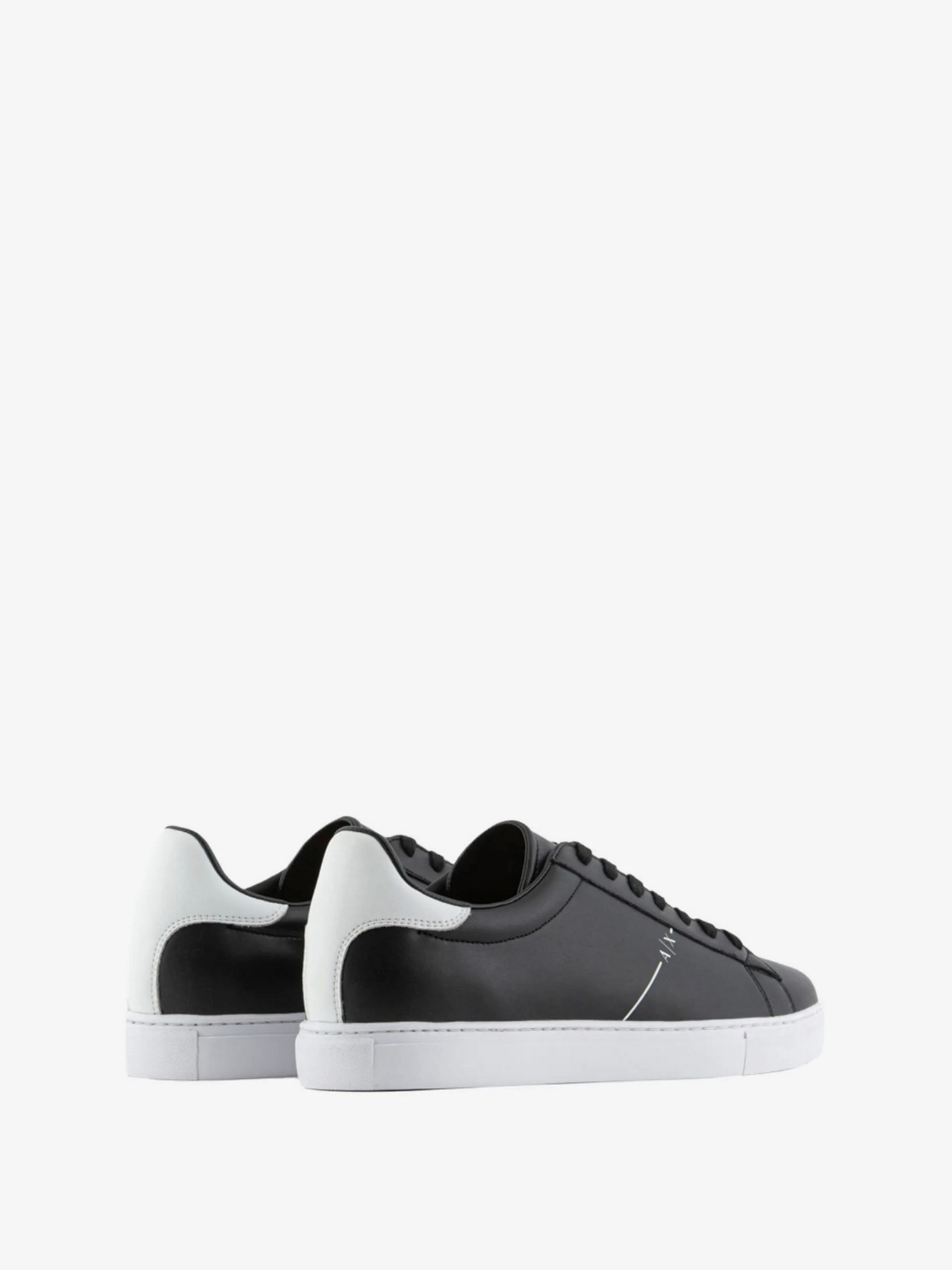 Кроссовки Armani Exchange модель XUX001-XV093-S277 Фото