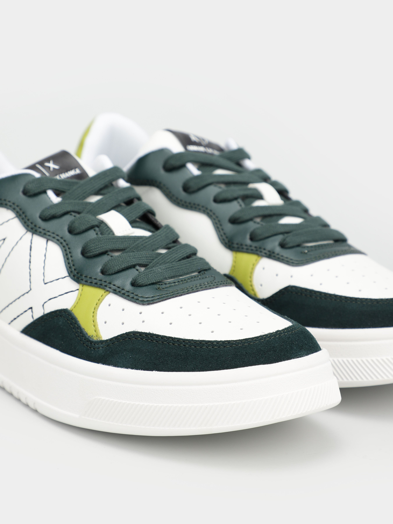 Кросівки Armani Exchange модель XUX148-XV601-S537 Фото