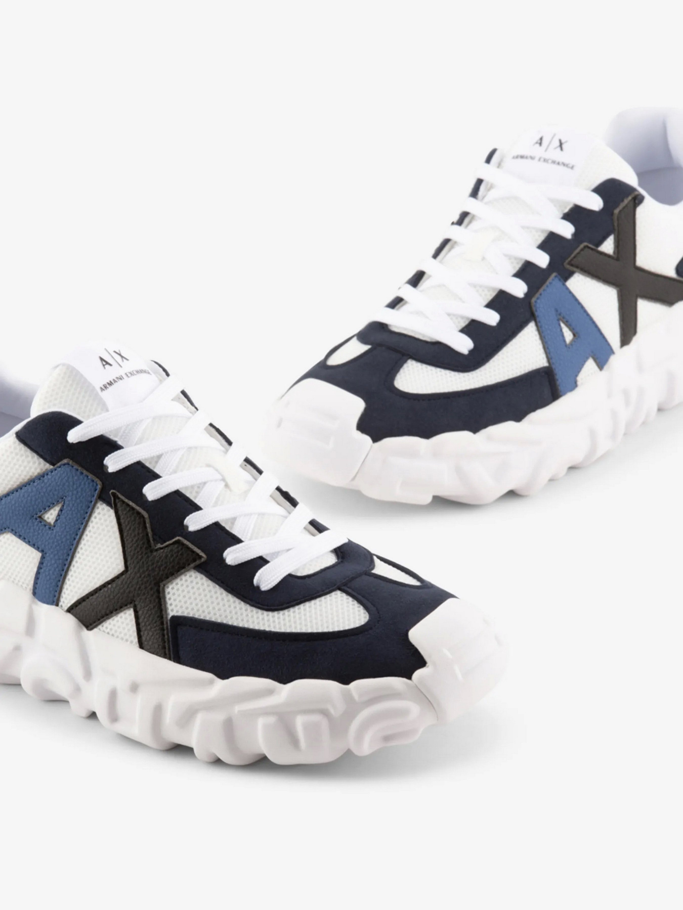 Кроссовки Armani Exchange модель XUX153-XV611-S522 Фото