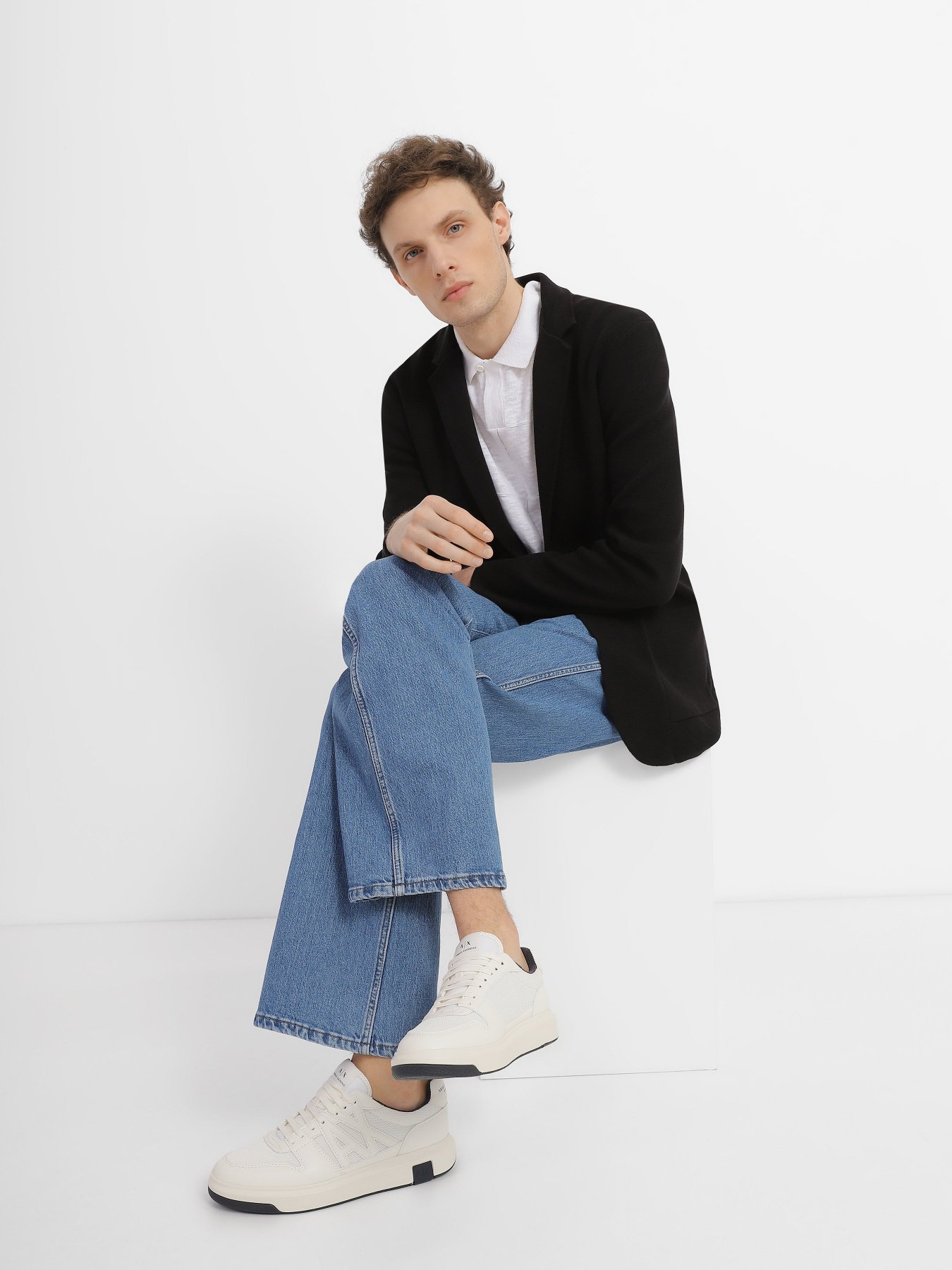 Кроссовки повседневные Armani Exchange модель XUX161-XV645-00894 Фото