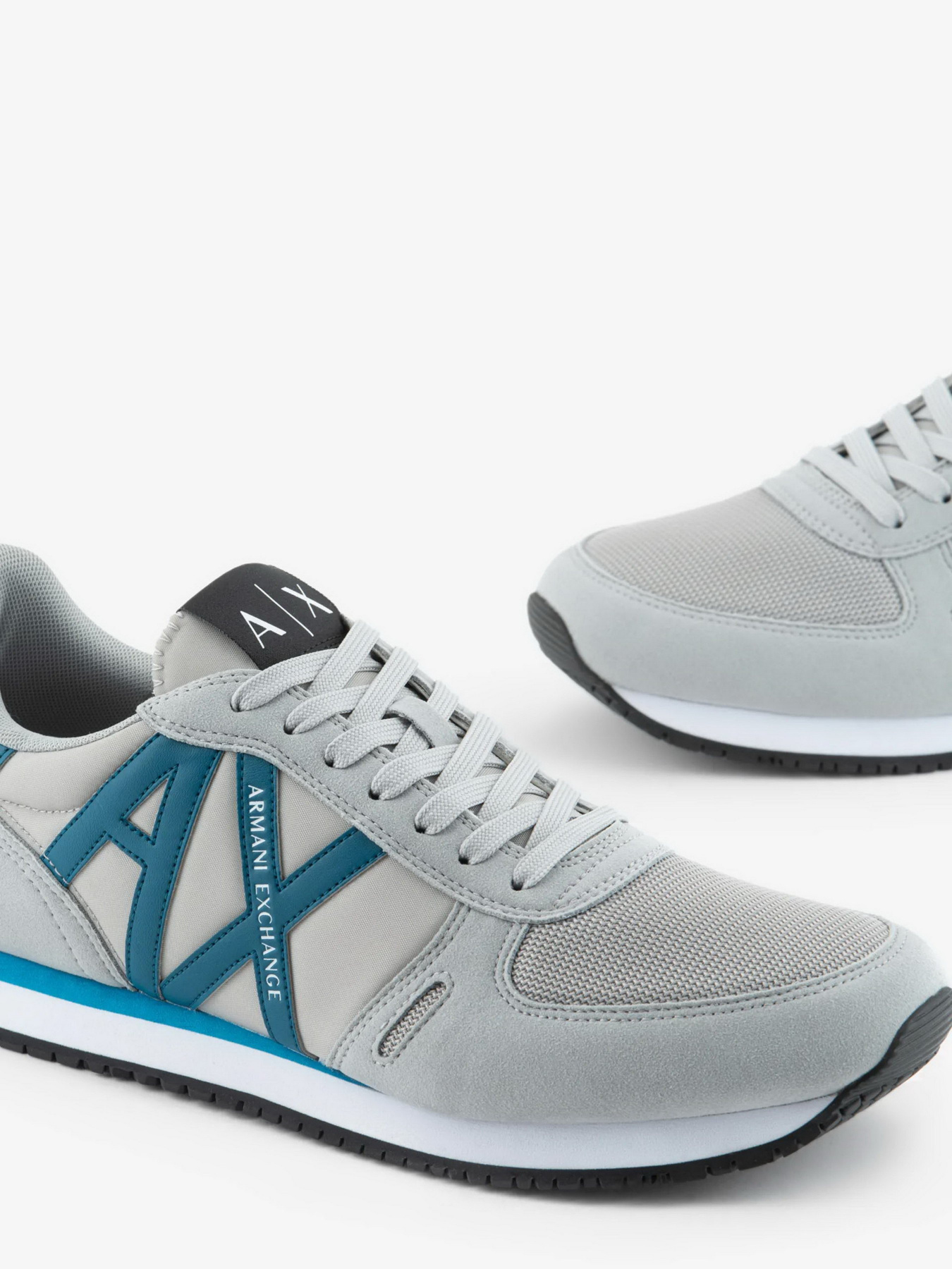 Кроссовки Armani Exchange модель XUX017-XCC68-T045 Фото