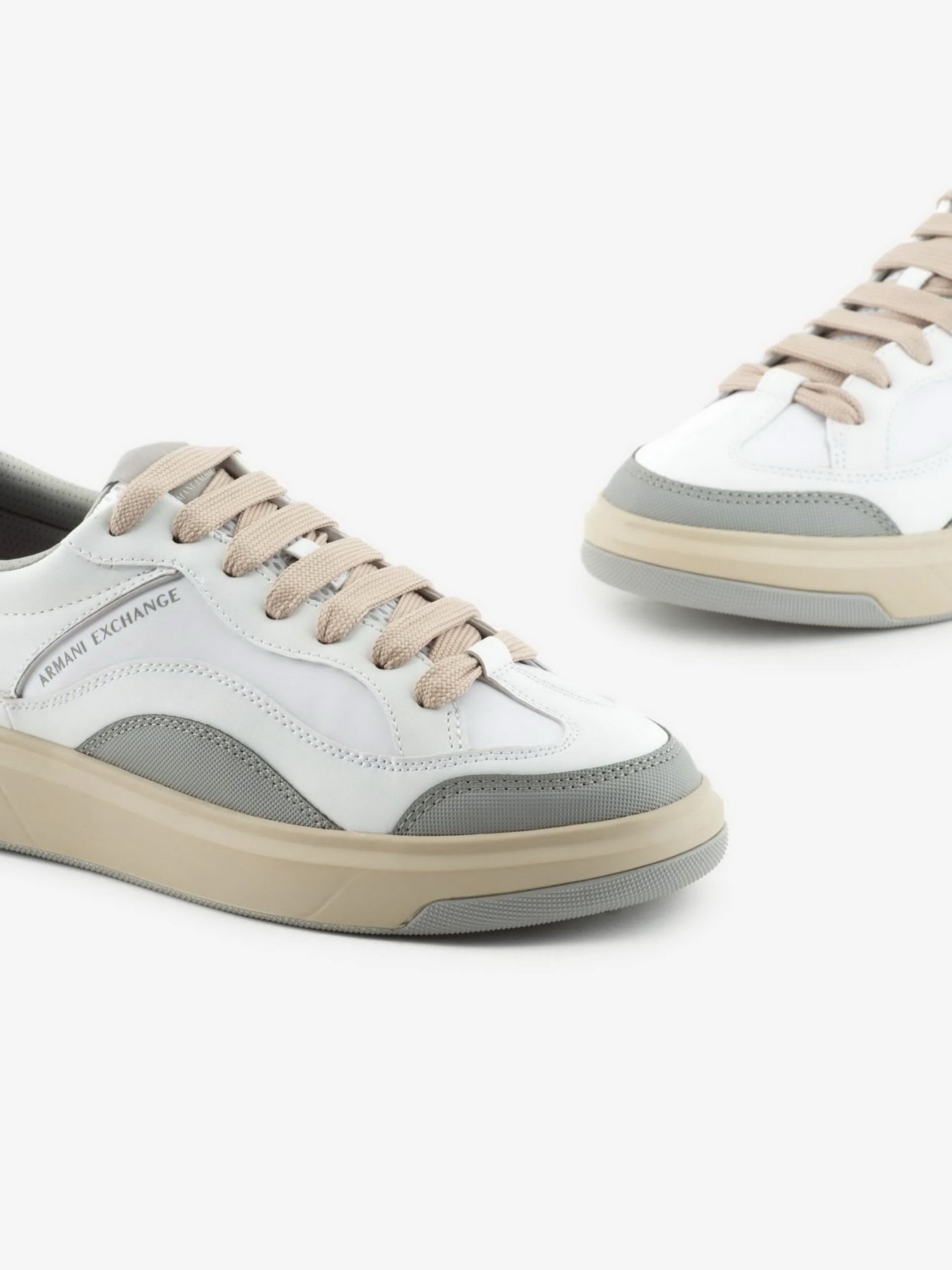 Кроссовки Armani Exchange модель XUX191-XV785-K525 Фото