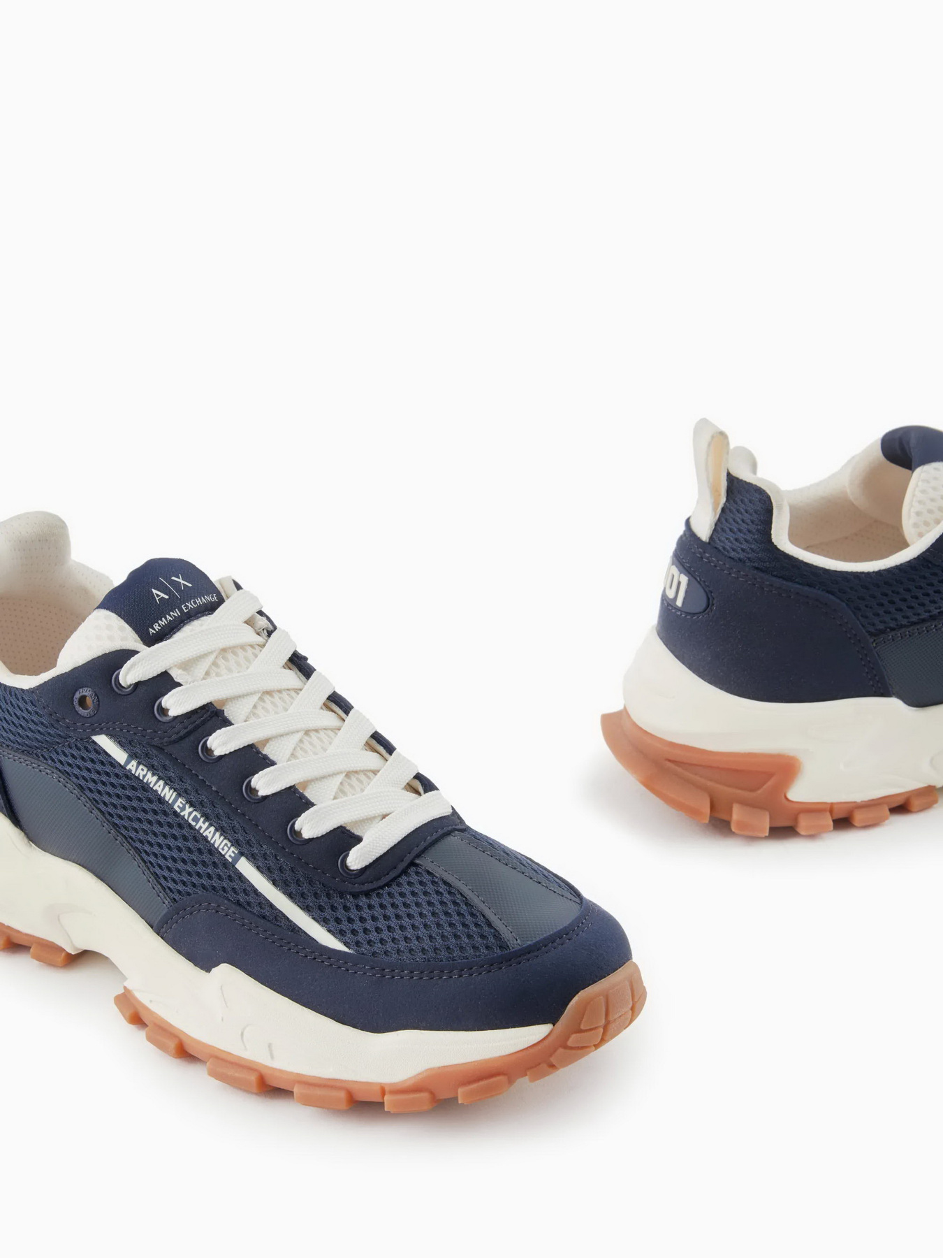 Кроссовки Armani Exchange модель XUX194-XV793-K568 Фото