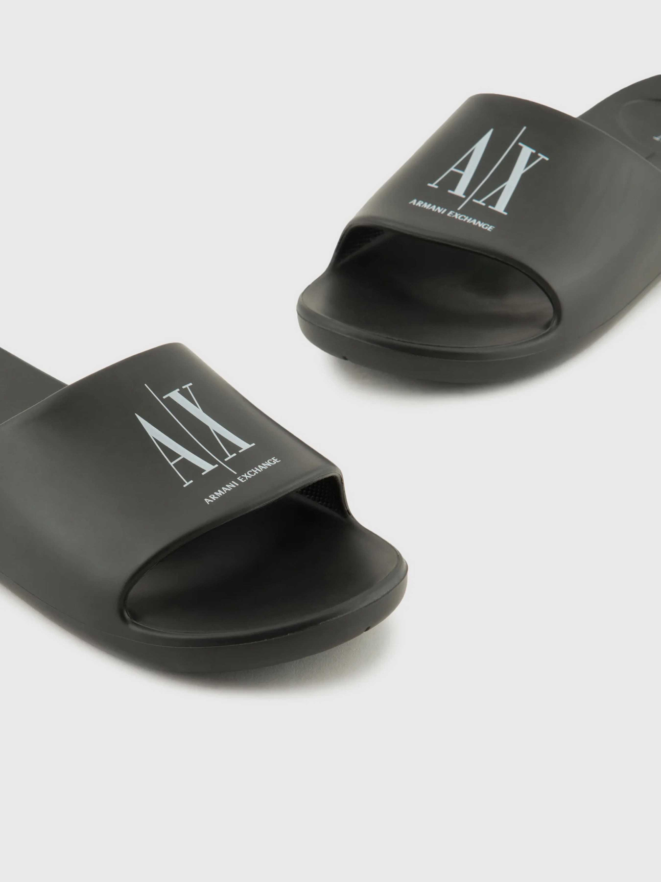 Шлепанцы Armani Exchange Icon Project модель XUP012-XV675-S277 Фото