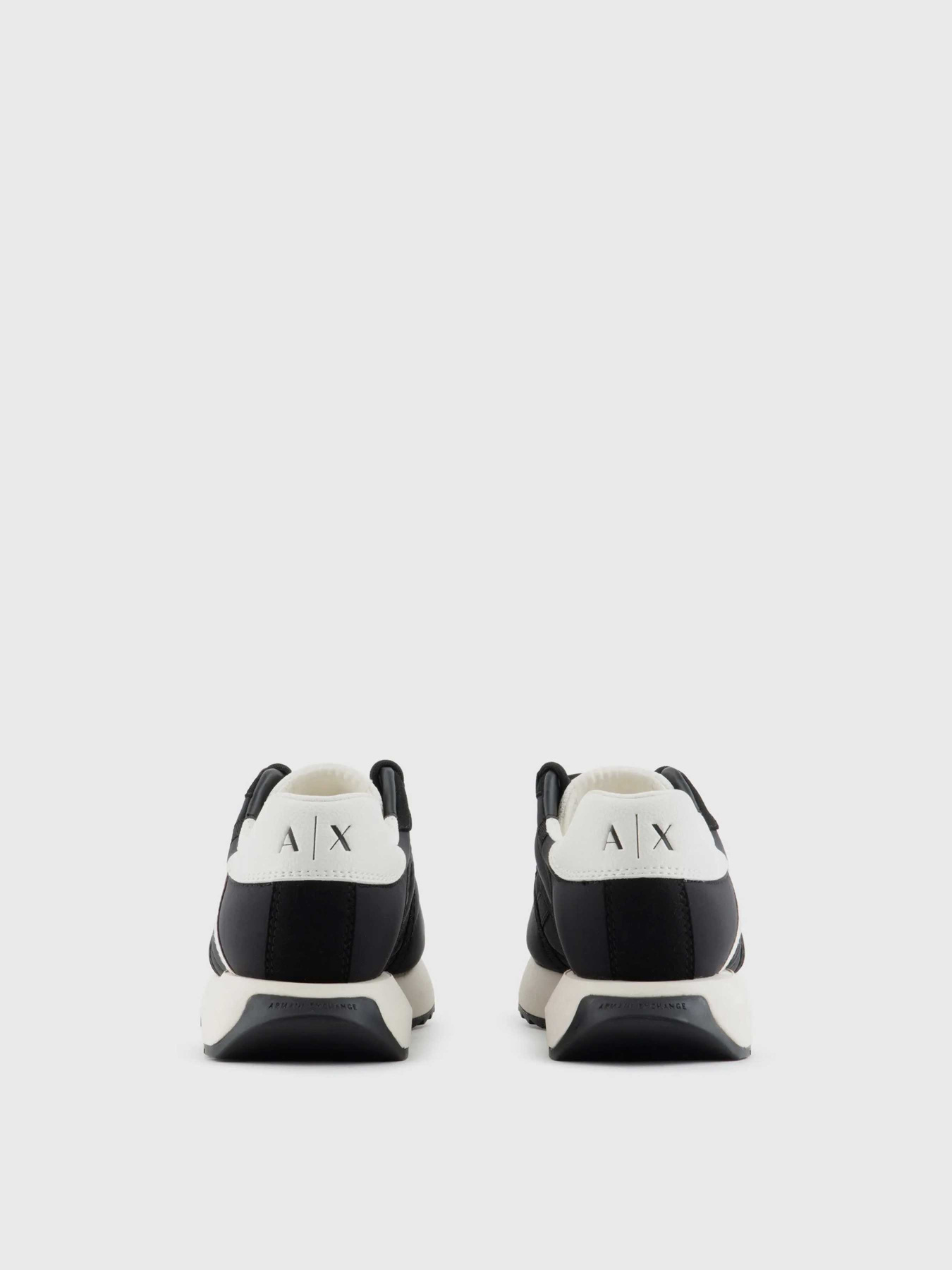 Кроссовки повседневные Armani Exchange модель XUX150-XV608-K620 Кроссовки повседневные Armani Exchange модель XUX150-XV608-K620 Фото
