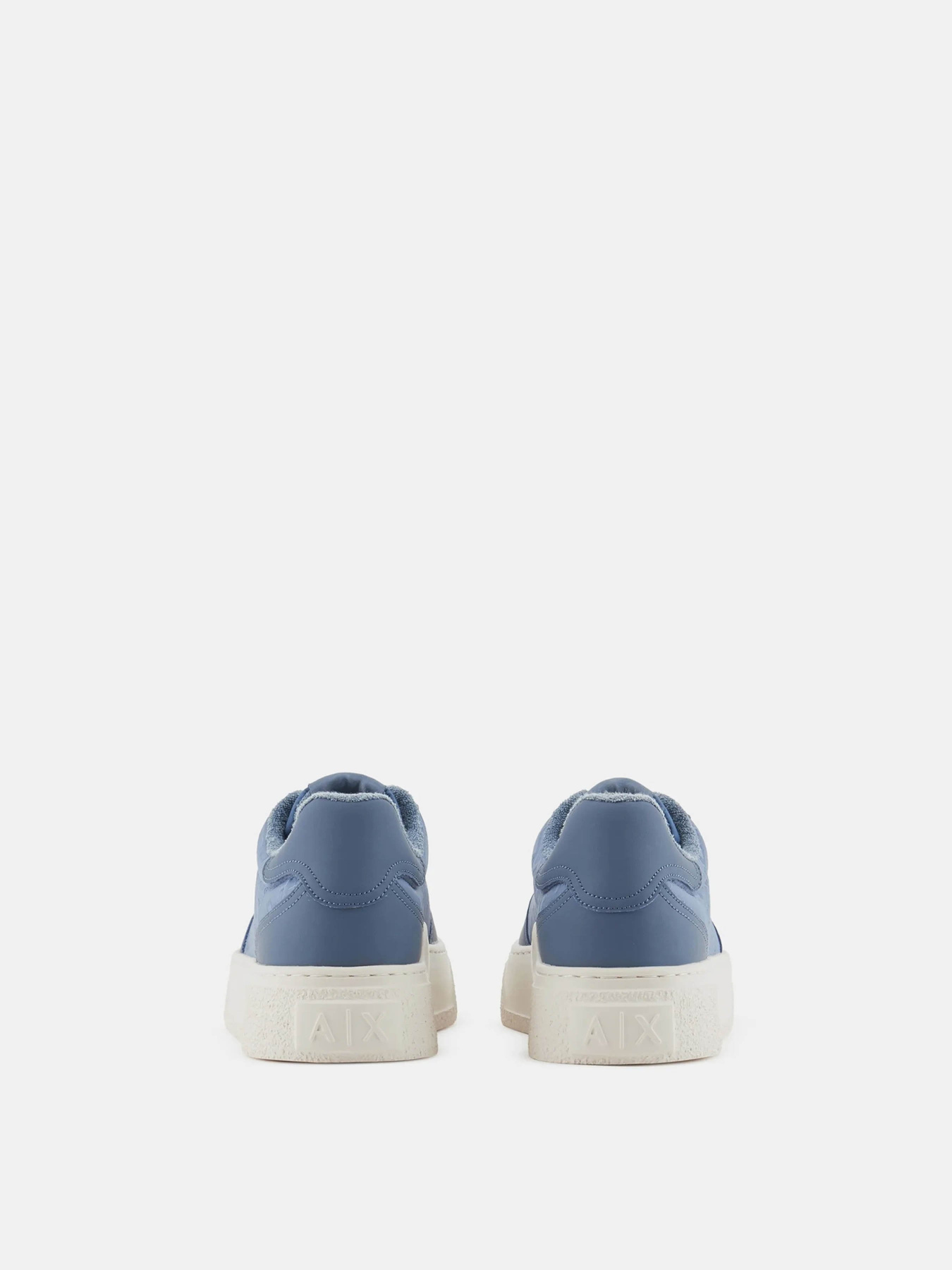 Кроссовки Armani Exchange модель XUX196-XV905-01428 Фото