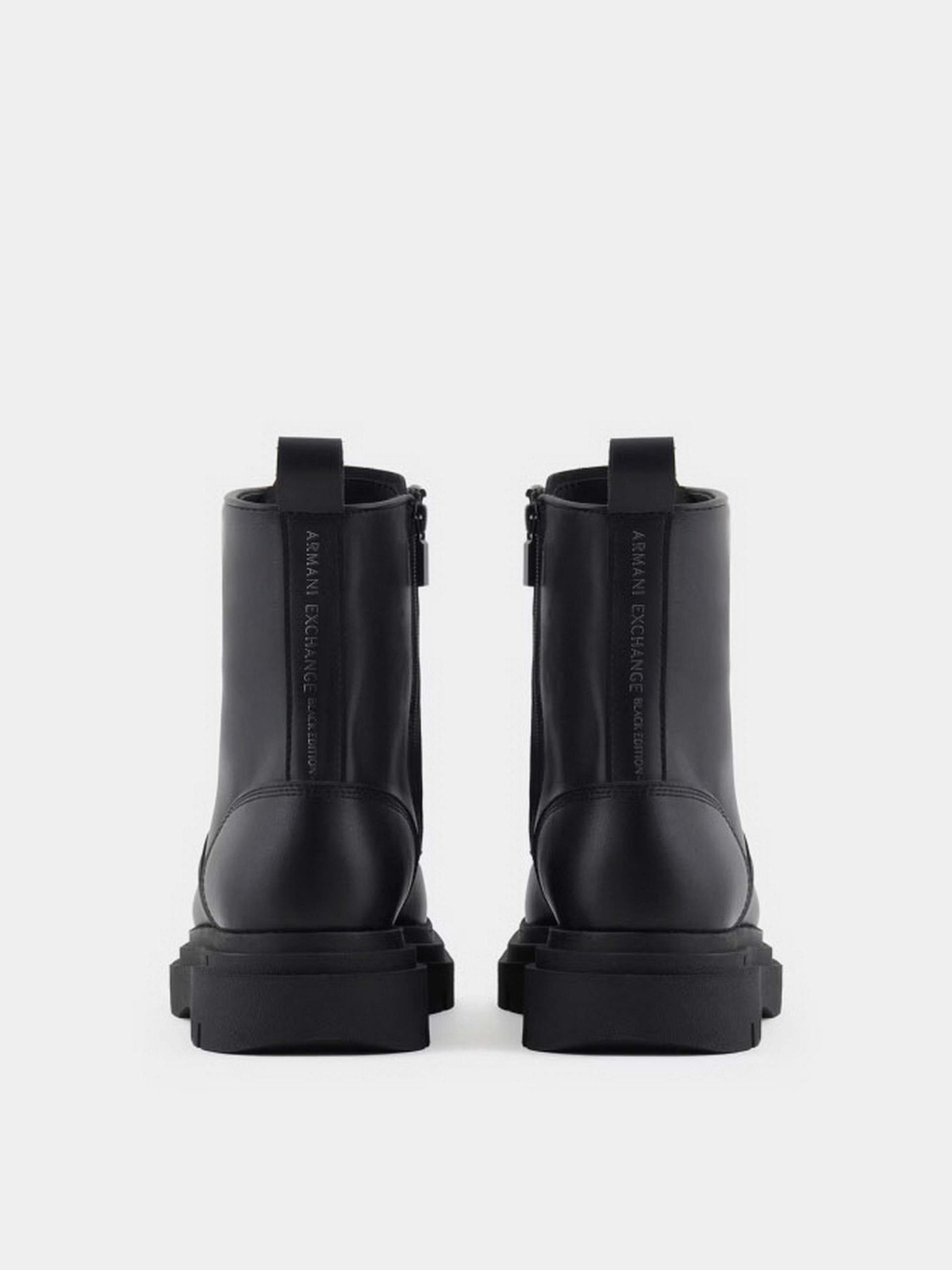 Ботинки Armani Exchange модель XUM018-XV874-00002 Фото