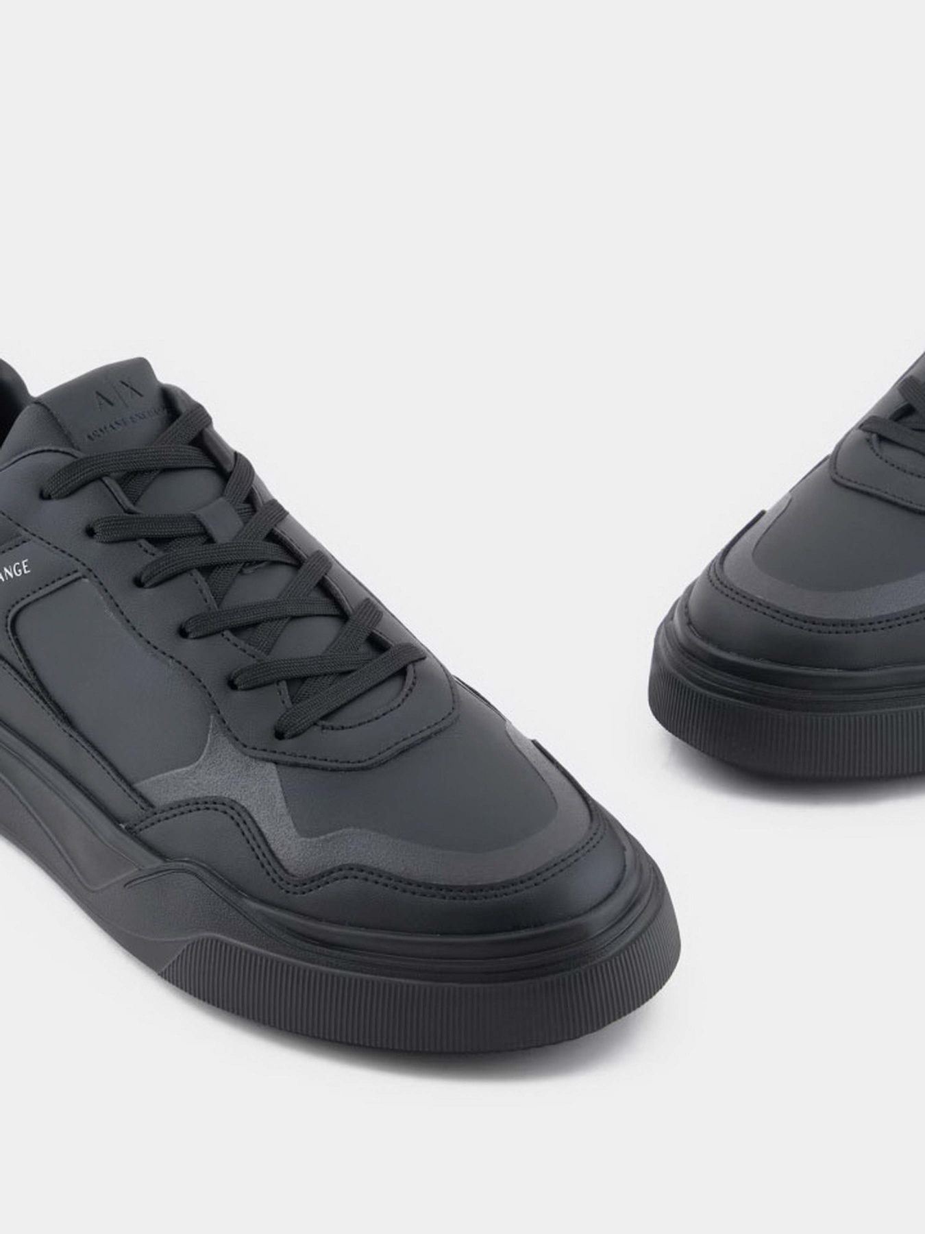 Кросівки повсякденні Armani Exchange модель XUX219-XV857-00002 Фото