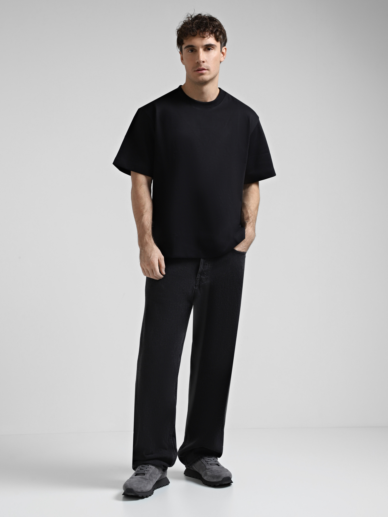 Кроссовки Armani Exchange модель XUX231-XV868-00869 Фото