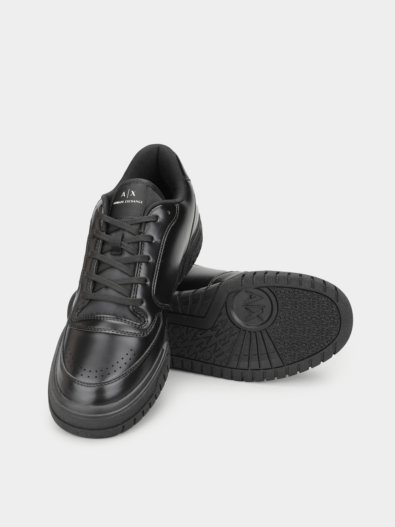 Кроссовки повседневные Armani Exchange модель XUX179-XV765-K001 Фото